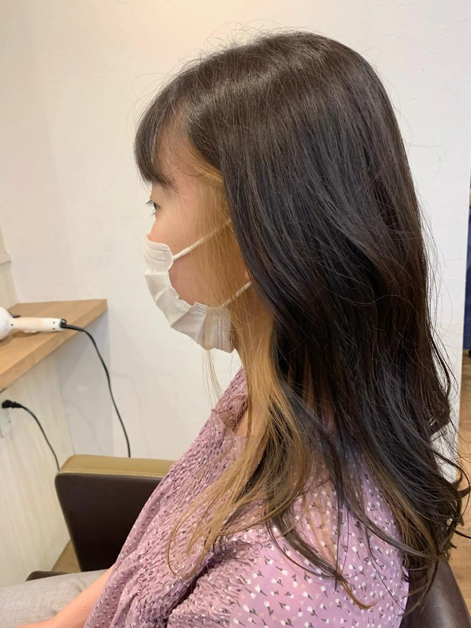 ロング カラー イヤリングカラー ヘアカラー トリートメント yuri🌼 NUMBER 天王寺のヘアスタイル