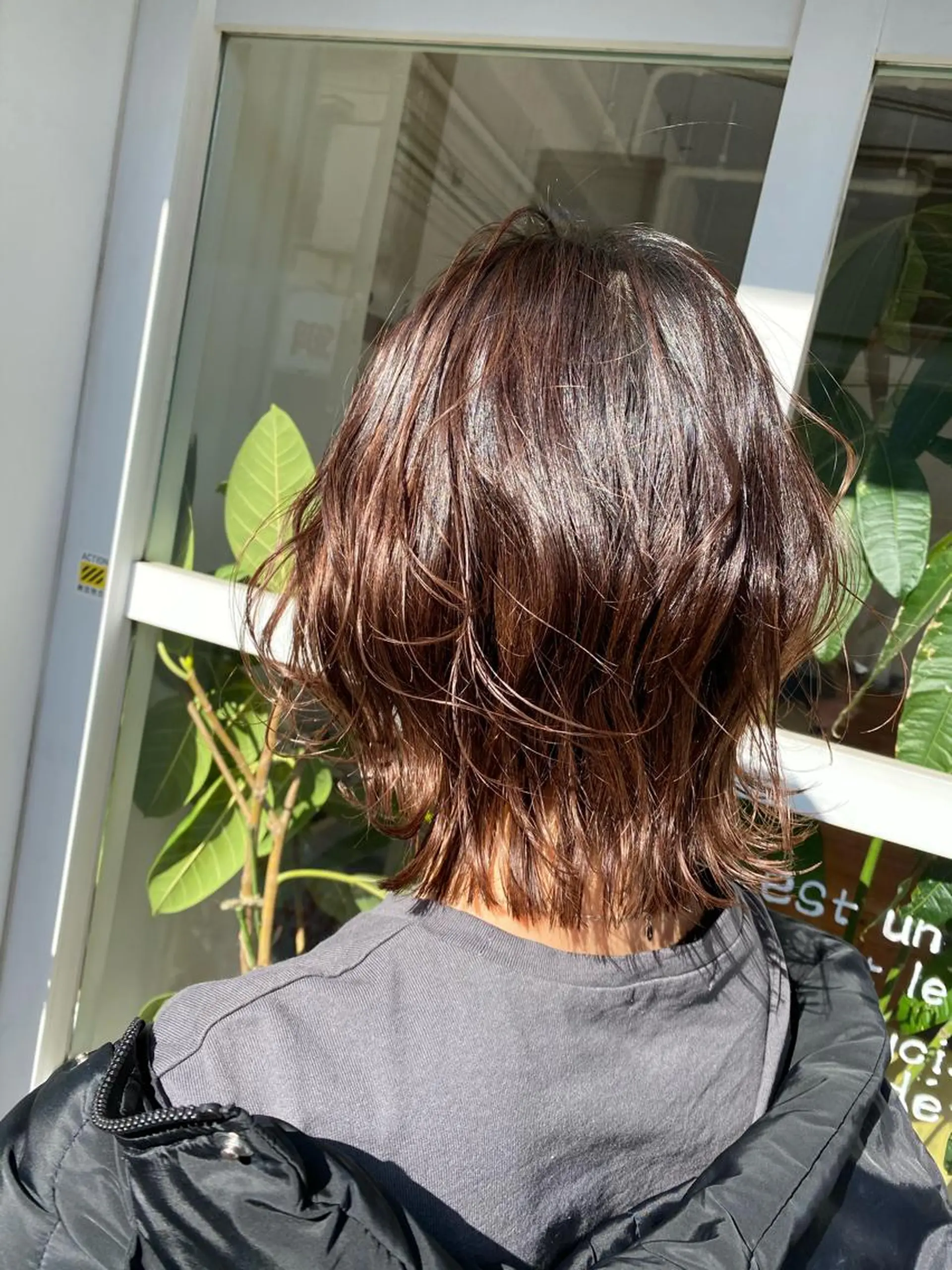 ミディアム わかばやし ゆうこのヘアスタイル