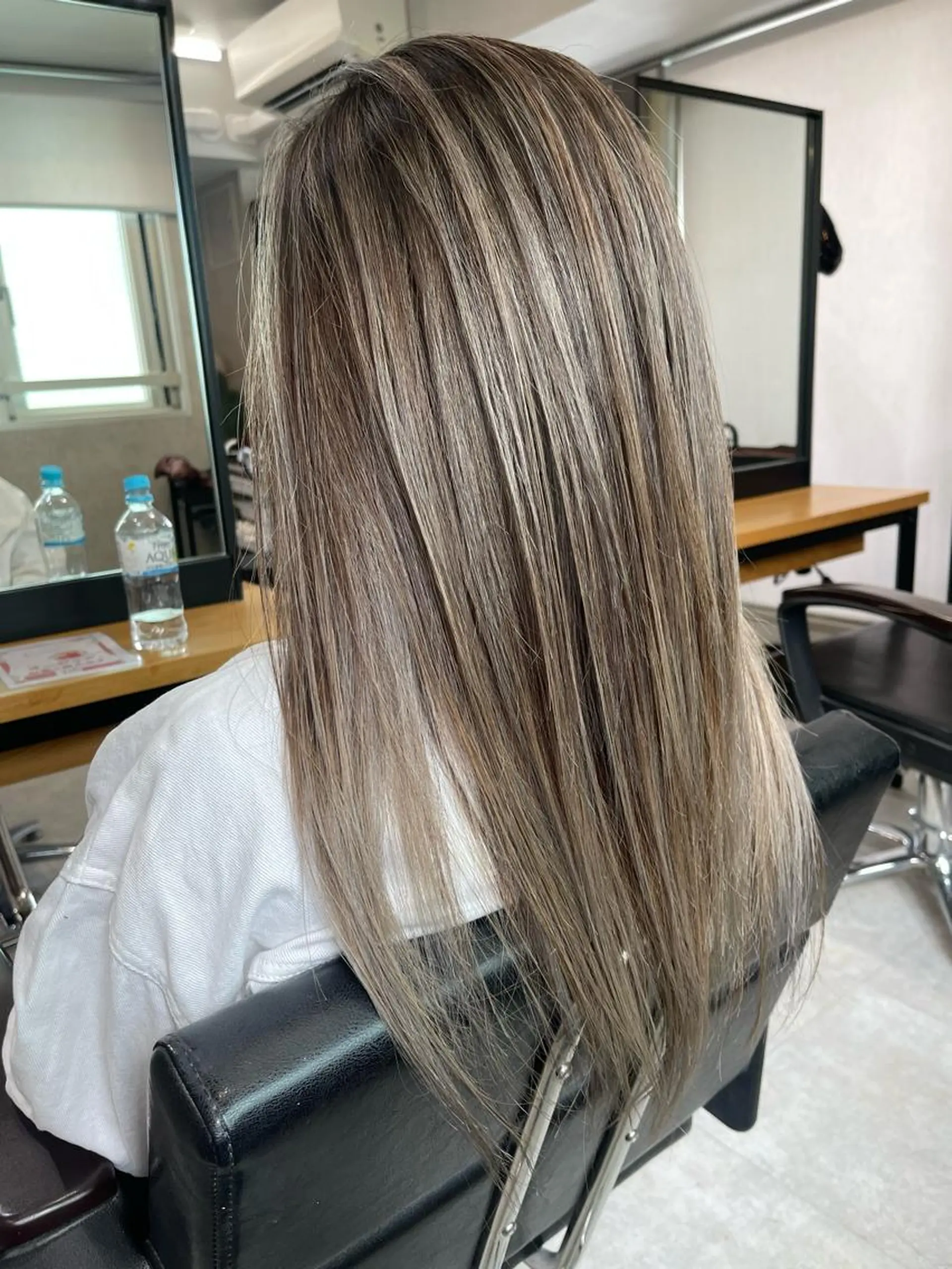 ロング カラー ヘアアレンジ ブリーチ ハイライトカラー ハイライト ヘアカラー 松井那津子 /ハイライトブリーチのヘアスタイル