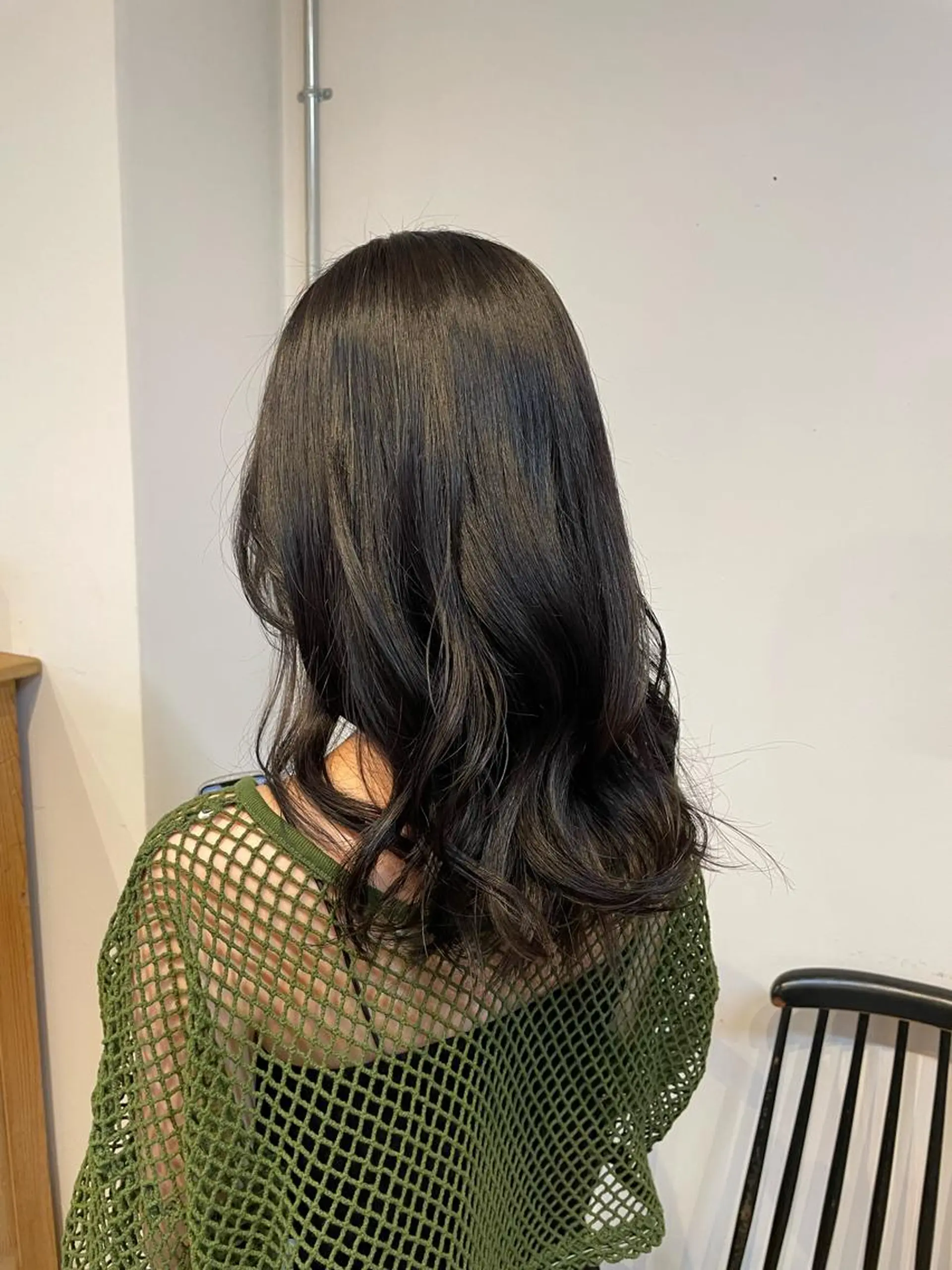 セミロング カラー mina / 透明感ベージュカラーのヘアスタイル