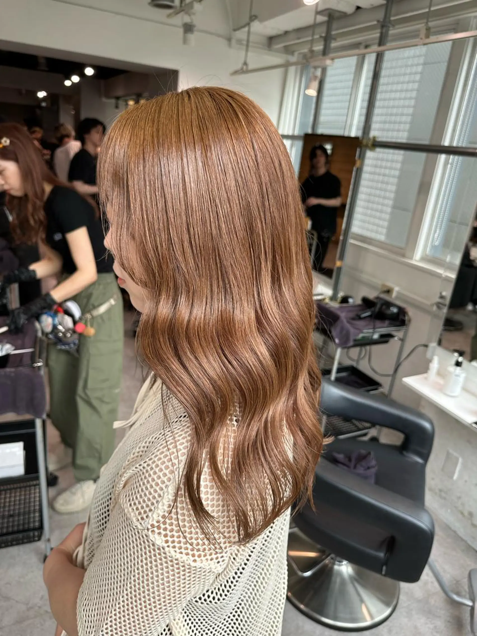 セミロング カラー ヘアアレンジ ベージュカラー ブリーチ ダブルカラー ミルクティーベージュ くすみミルクティー／ ブラウン🪡TOWAのヘアスタイル