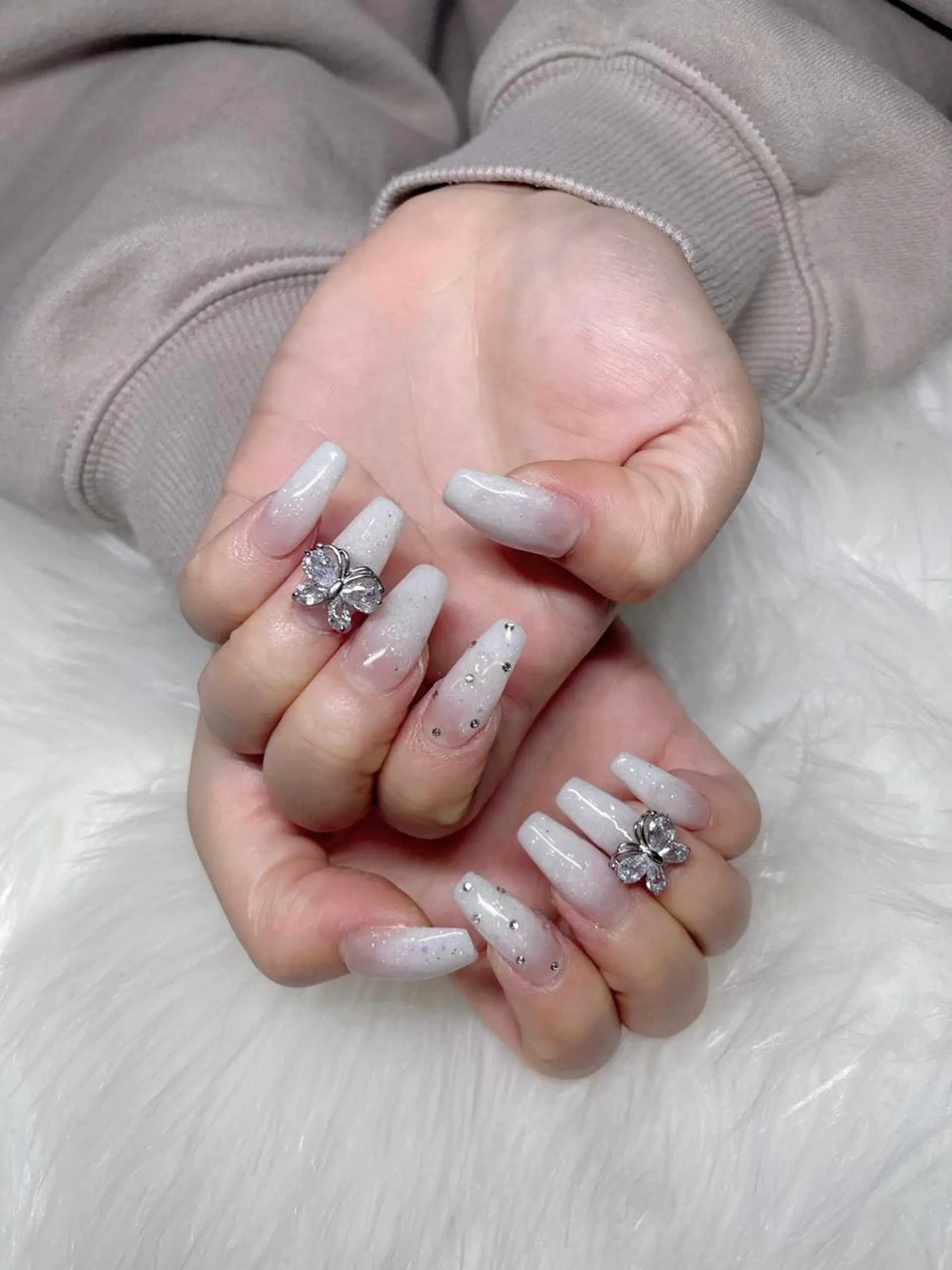 ミディアム ネイル 《LB》ラブリエ Nail&eyeのマツエク・マツパデザイン