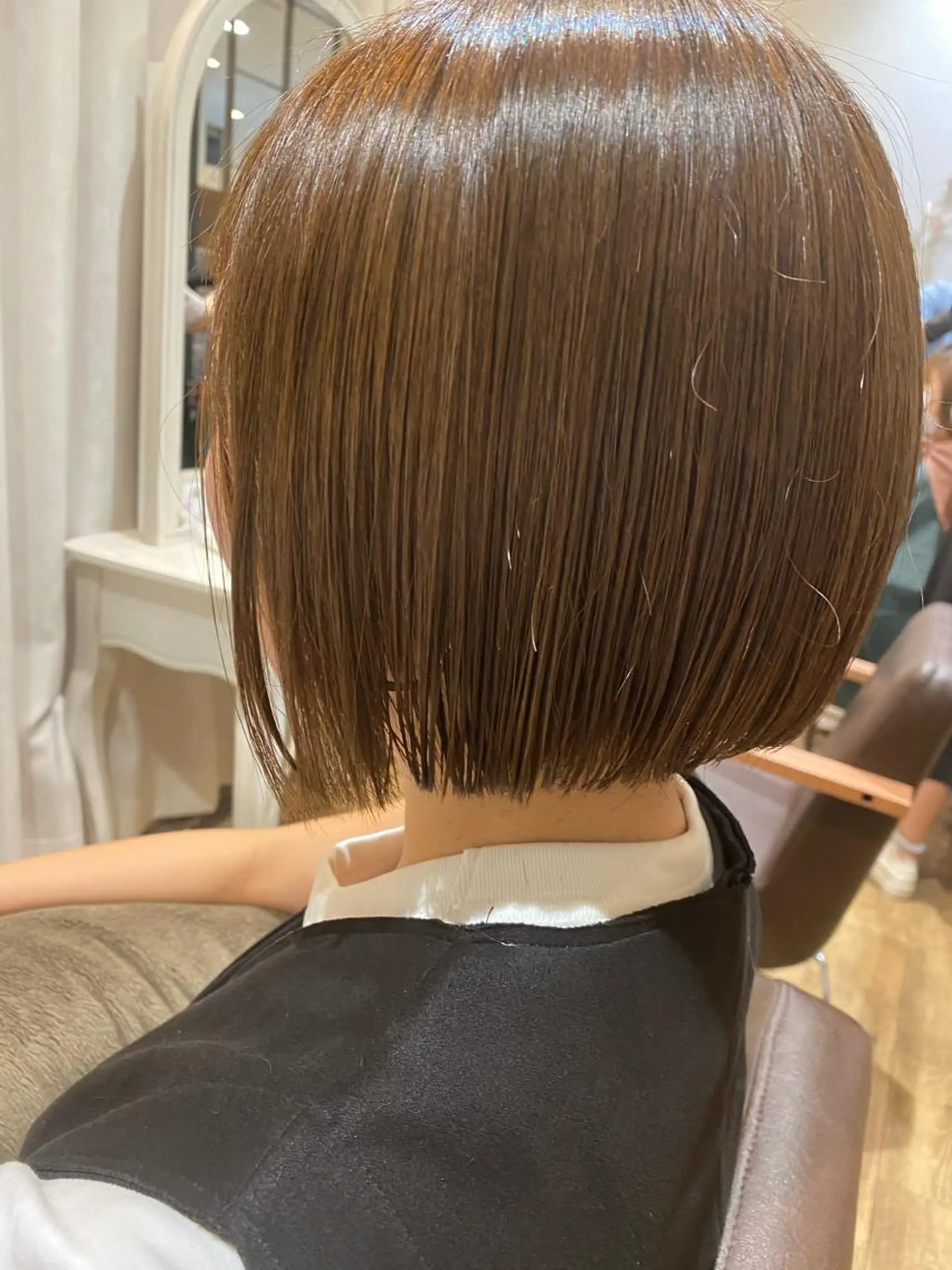 ショート 新谷 桃子のヘアスタイル