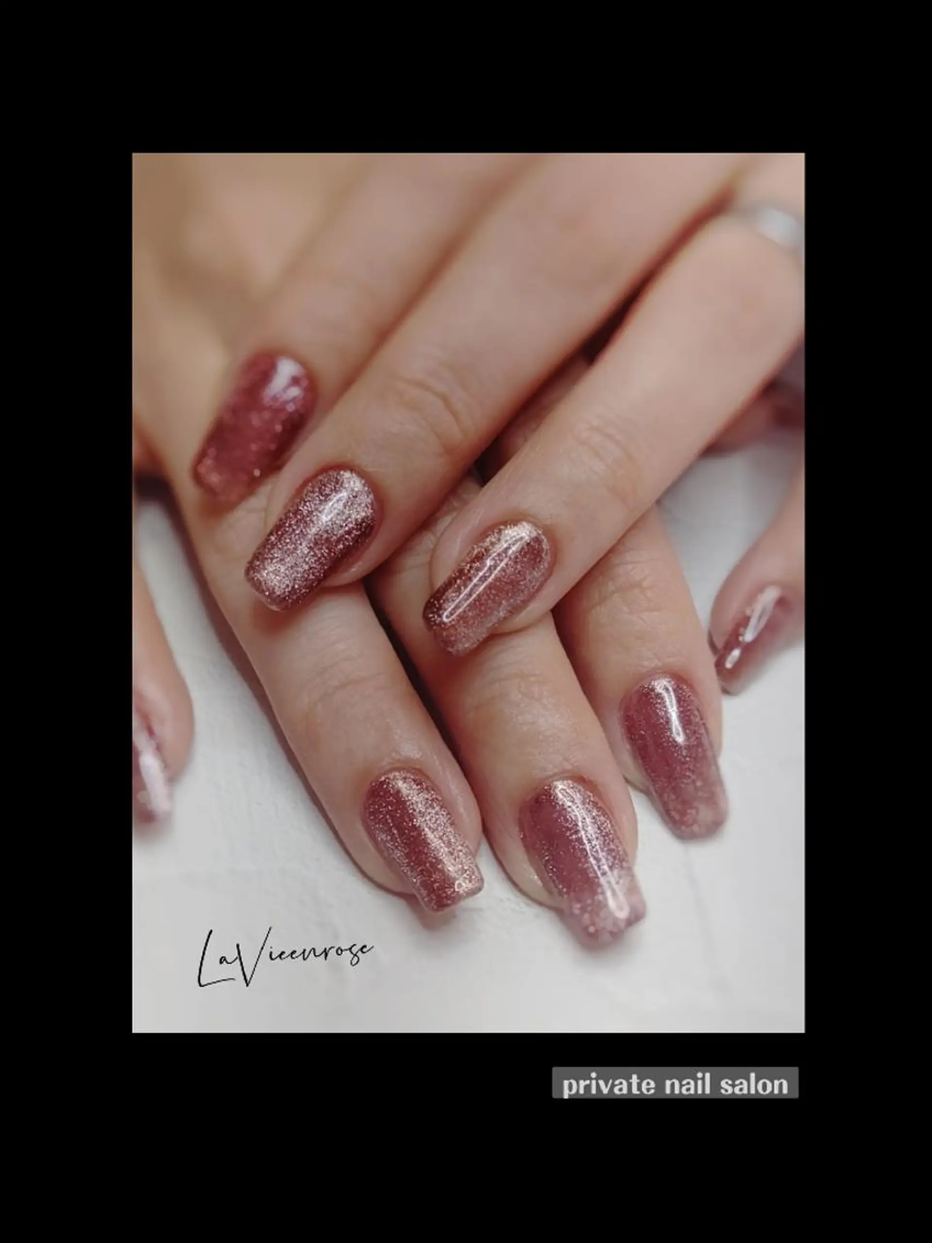 ネイル ラヴィアン ローズのネイルデザイン