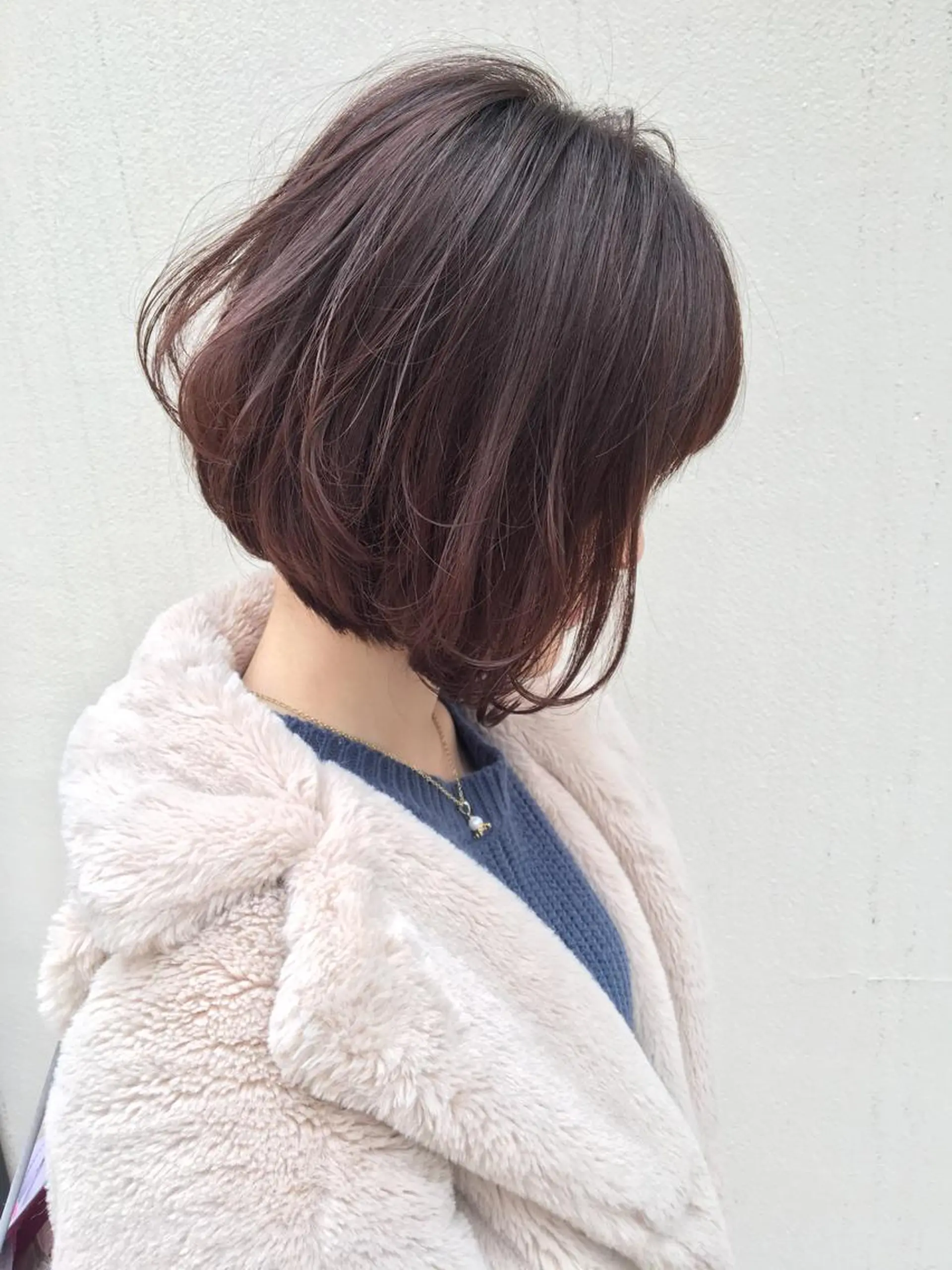 ミディアム カラー THE DAY所属・AKI HASHIMOTOのヘアスタイル