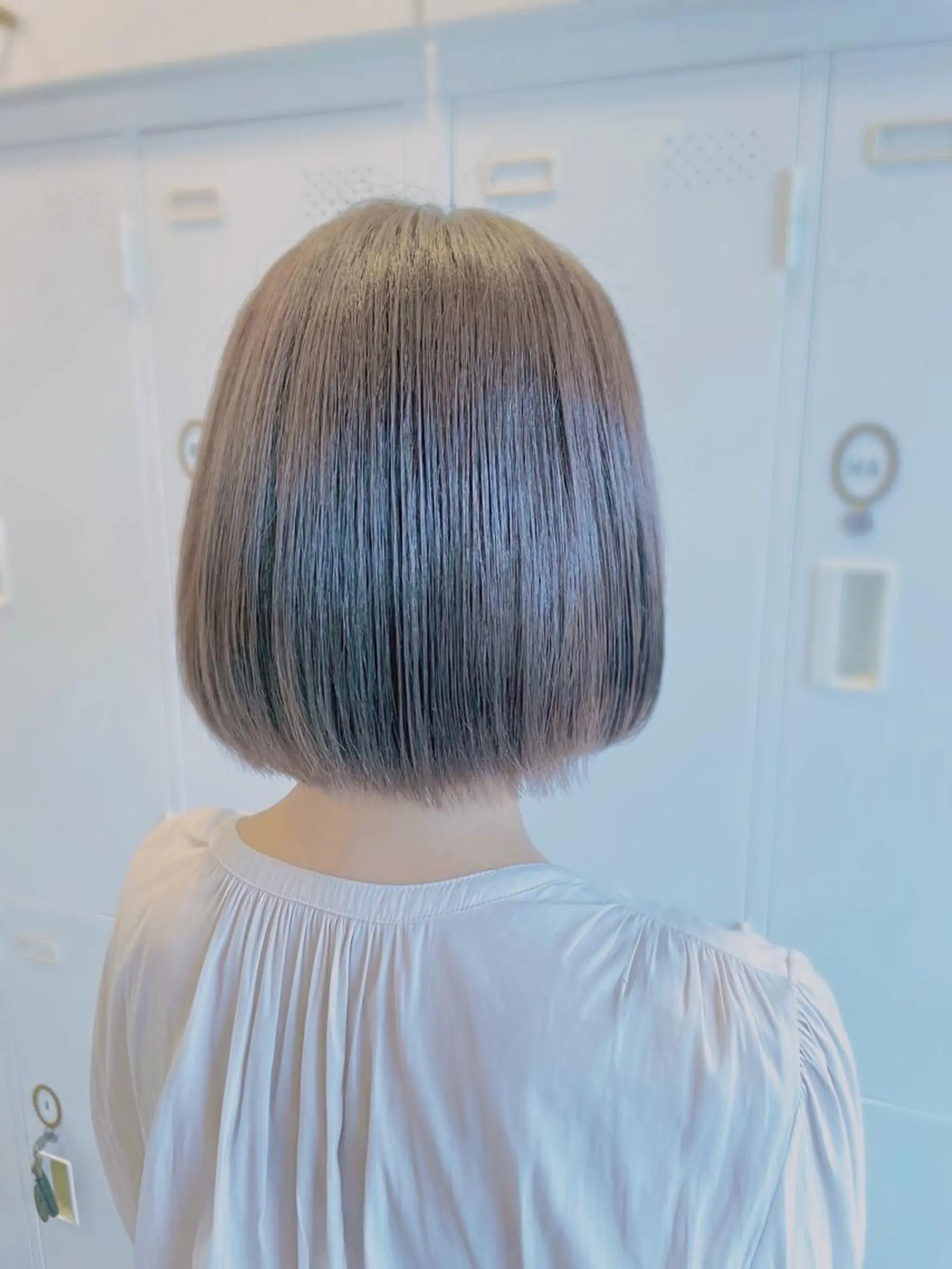 ショート カラー ボブ 大阪長居🌱野見山 卓也のヘアスタイル