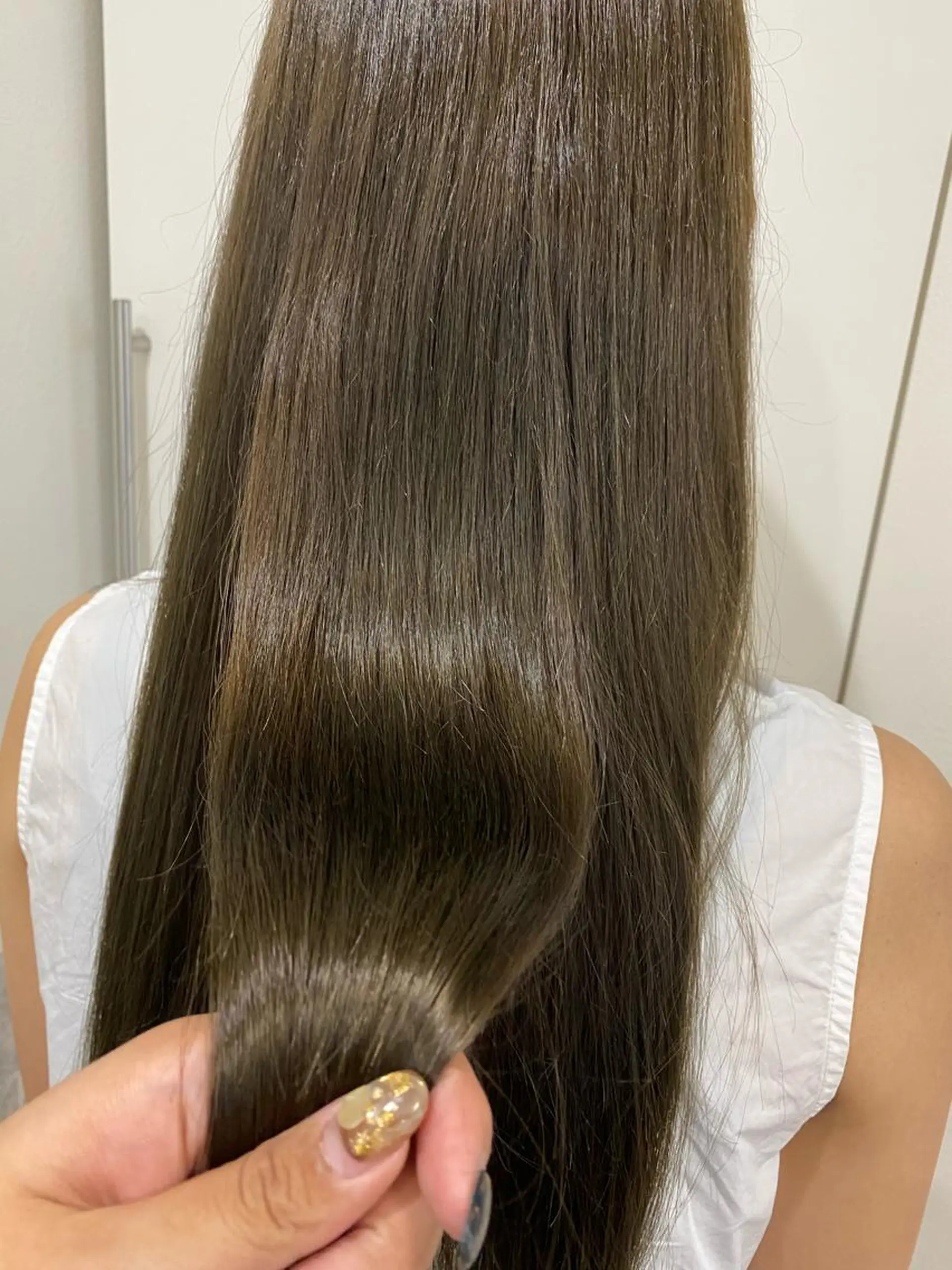 ロング カラー イルミナカラー 酸性ストレート 透明感カラー✨ 酸性ストレート特化のヘアスタイル