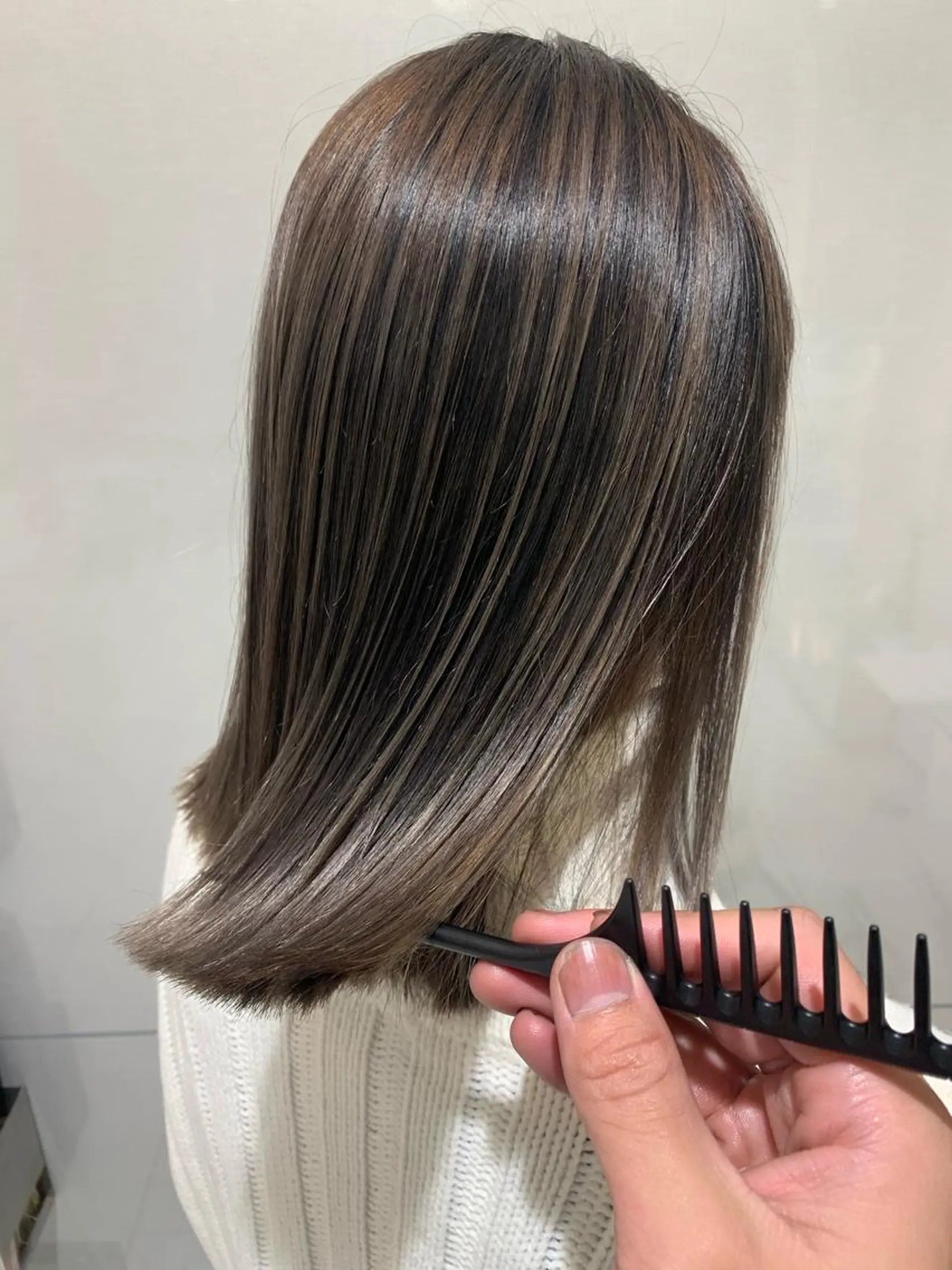 セミロング カラー 山下竣介 ヘアカラー専門美容師のヘアスタイル