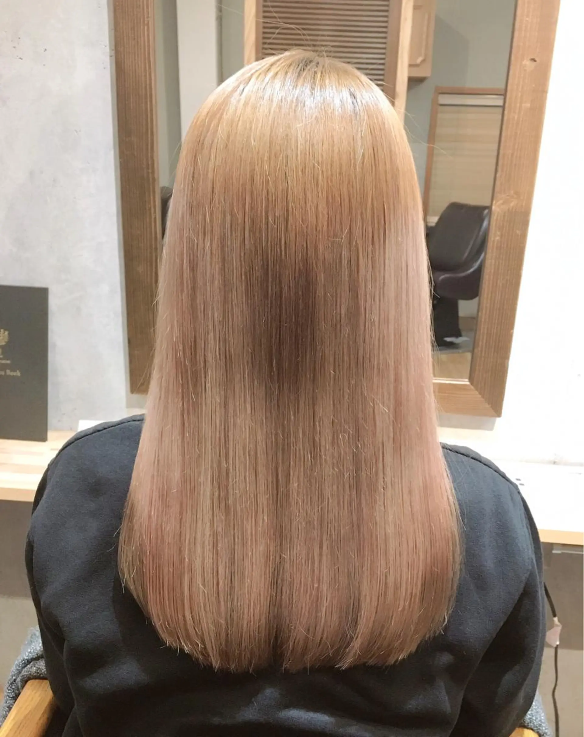 セミロング 眉毛まつ毛専門店 uralogeのマツエク・マツパデザイン