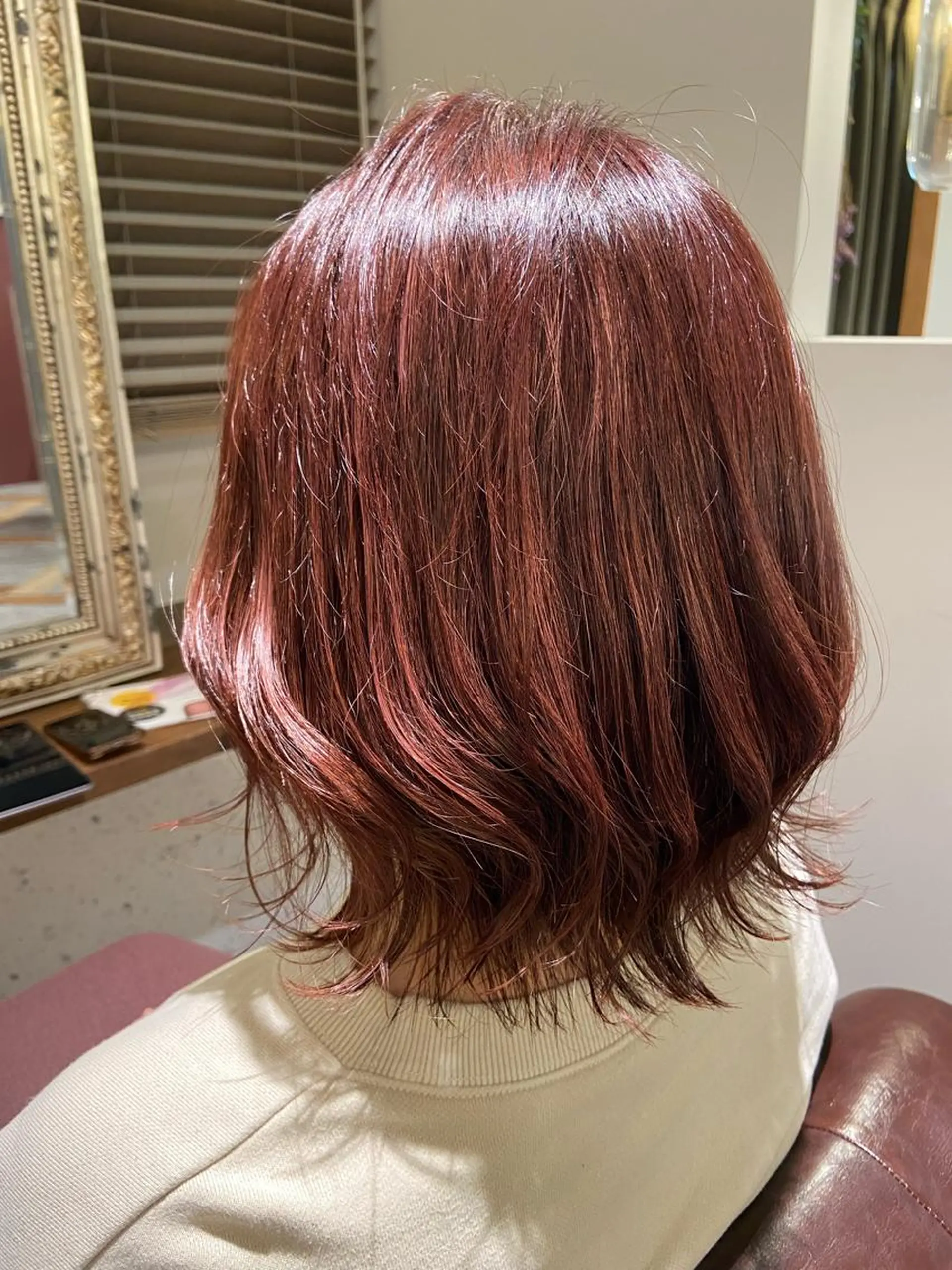 ミディアム カラー ボブレイヤー ピンクカラー ボブ レイヤーカット 滝口 江梨🔅のヘアスタイル