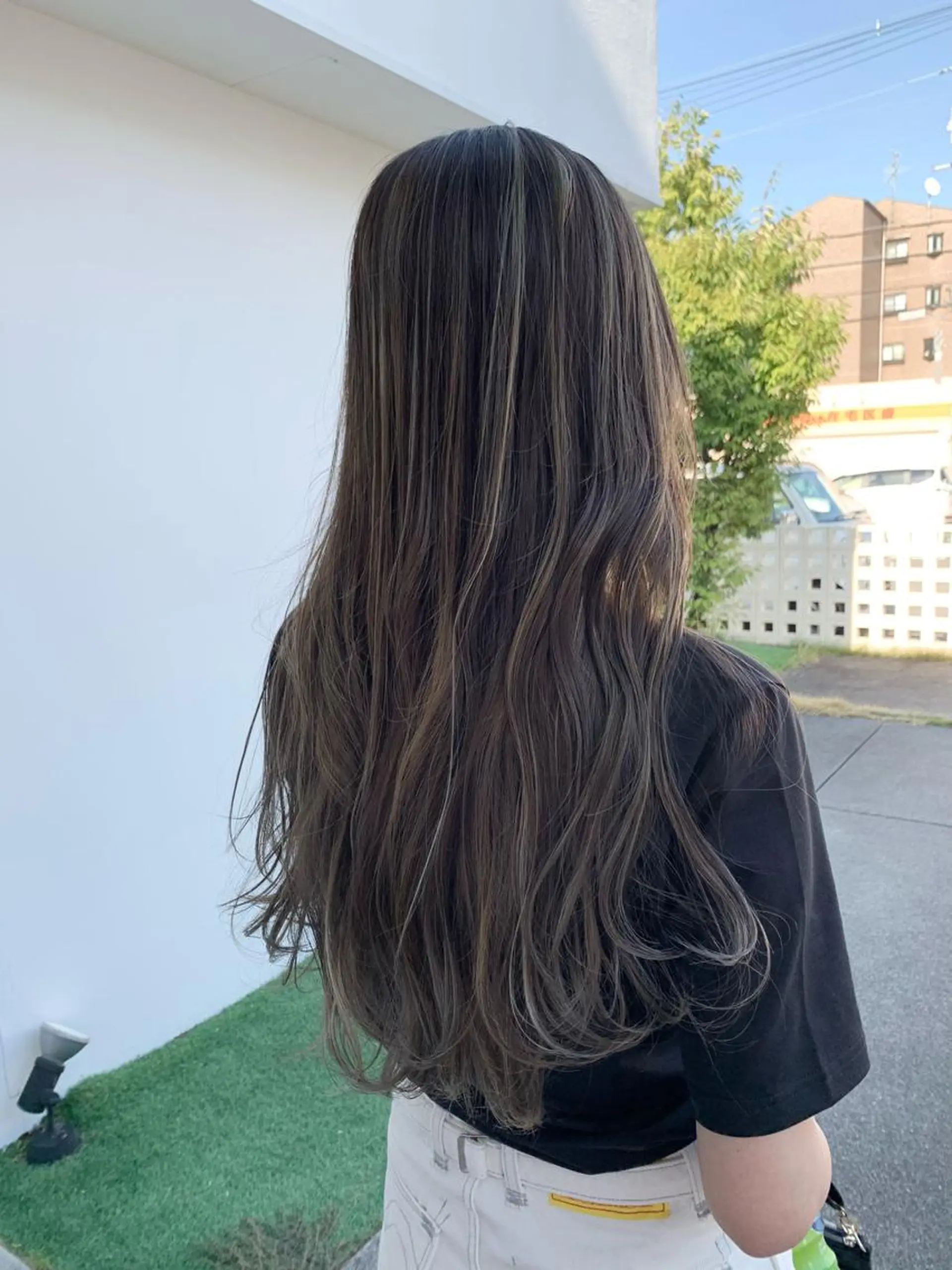 ロング カラー 中山 響希のヘアスタイル