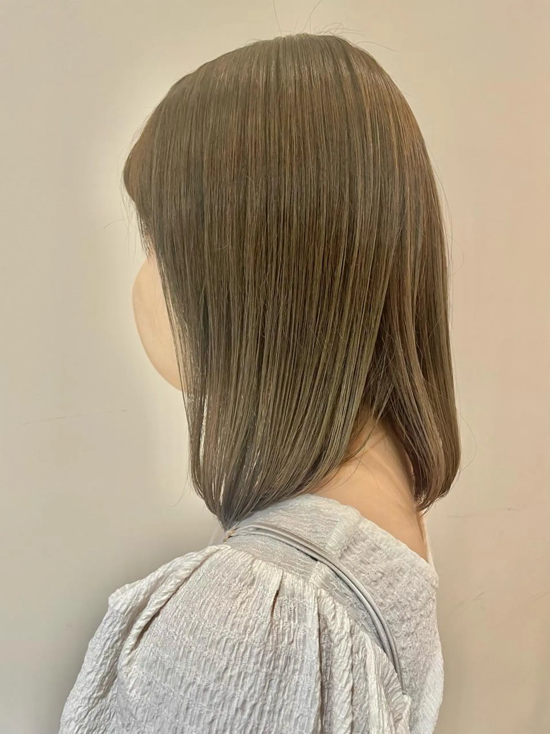 セミロング ボブカット 佐々木 祐太のヘアスタイル