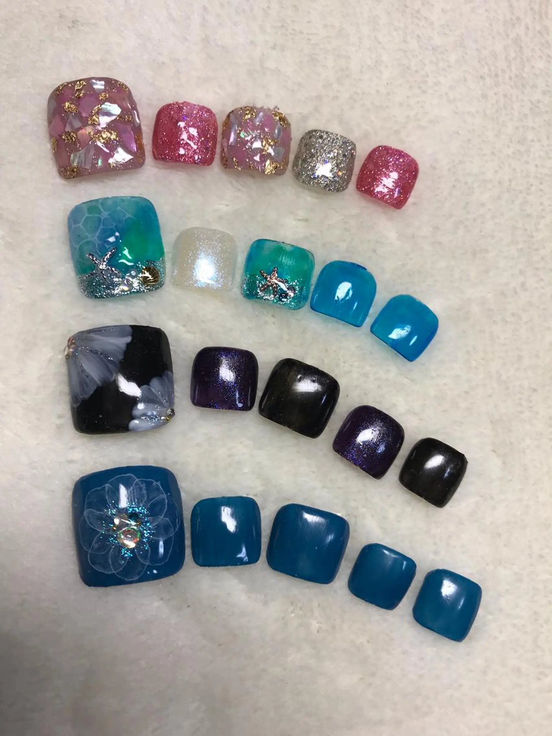 ネイル フットネイル lotus erikaのネイルデザイン