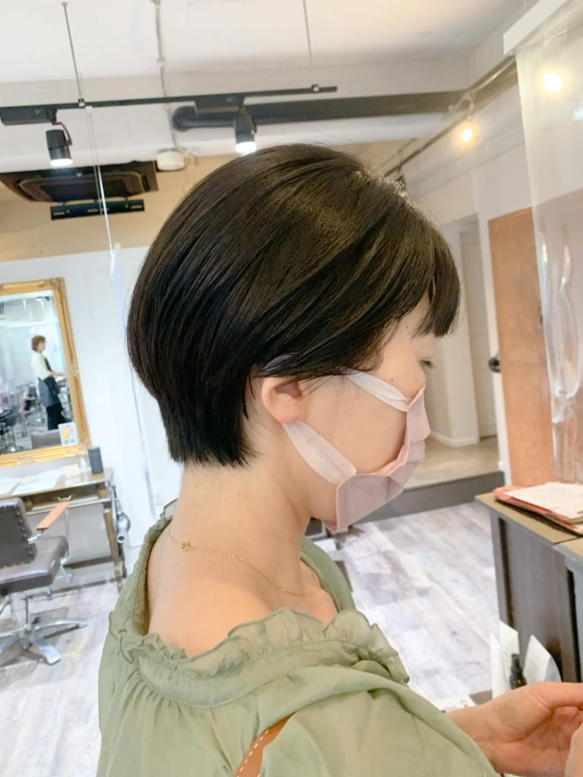 ショート ショートヘア GO TODAY  SHAIR SALON 梅田NU茶屋町店所属・田中成美/レイヤー カット/透明感カラーのヘアスタイル