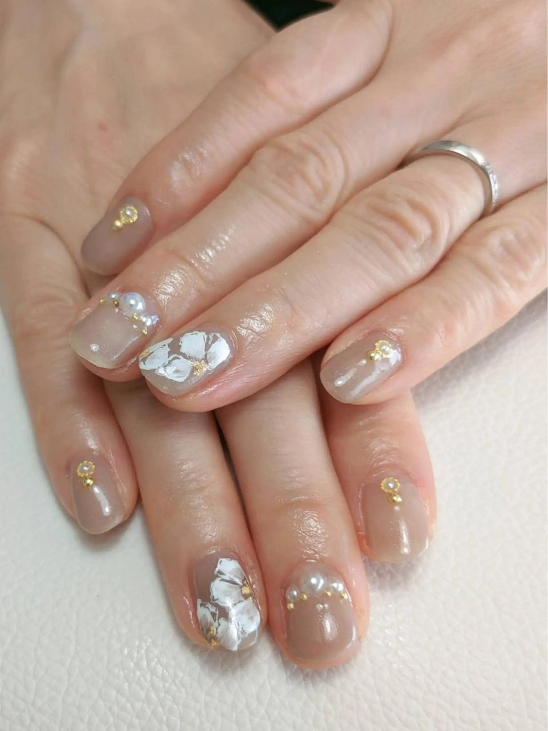 ネイル アートネイル フラワーネイル ハンドネイル BOO!STYLE所属・オイカワ アユミのネイルデザイン