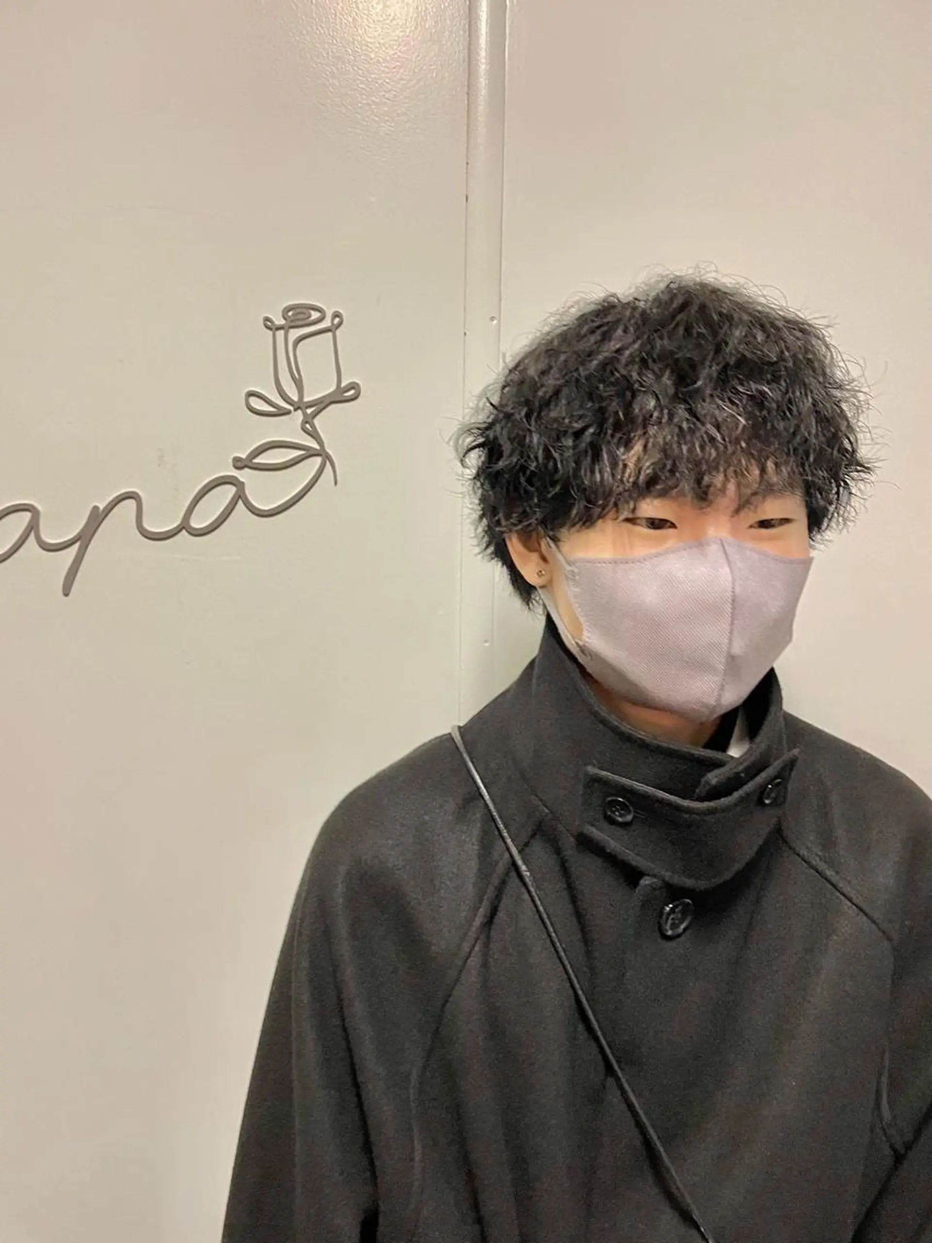 パーマ メンズ La fith hair ray 札幌店所属・顔まわり/W カラー/リョウのヘアスタイル