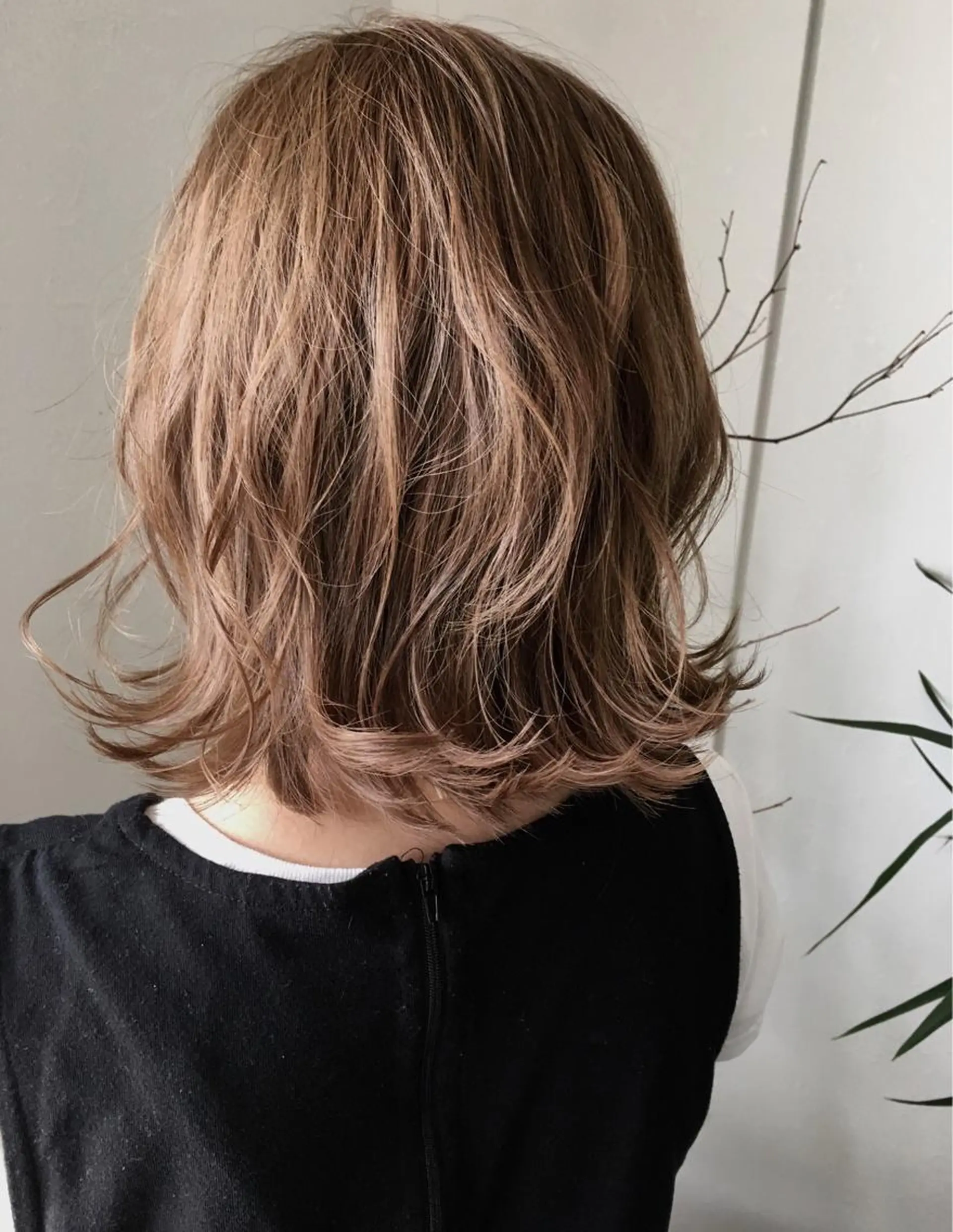 ミディアム カラー ベージュカラー カット ヘアカラー トリートメント シェアサロンR所属・川合 勇気のヘアスタイル