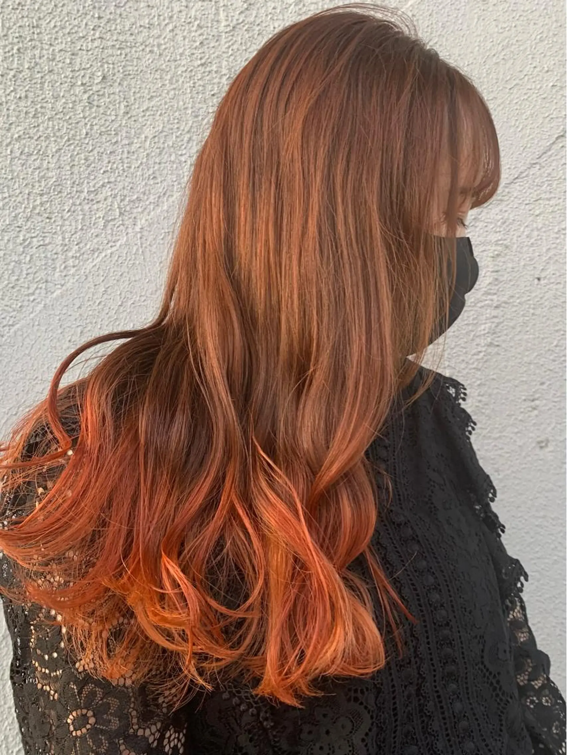 セミロング カラー グラデーションカラー オレンジ モテ髪🌈細矢 森平のヘアスタイル