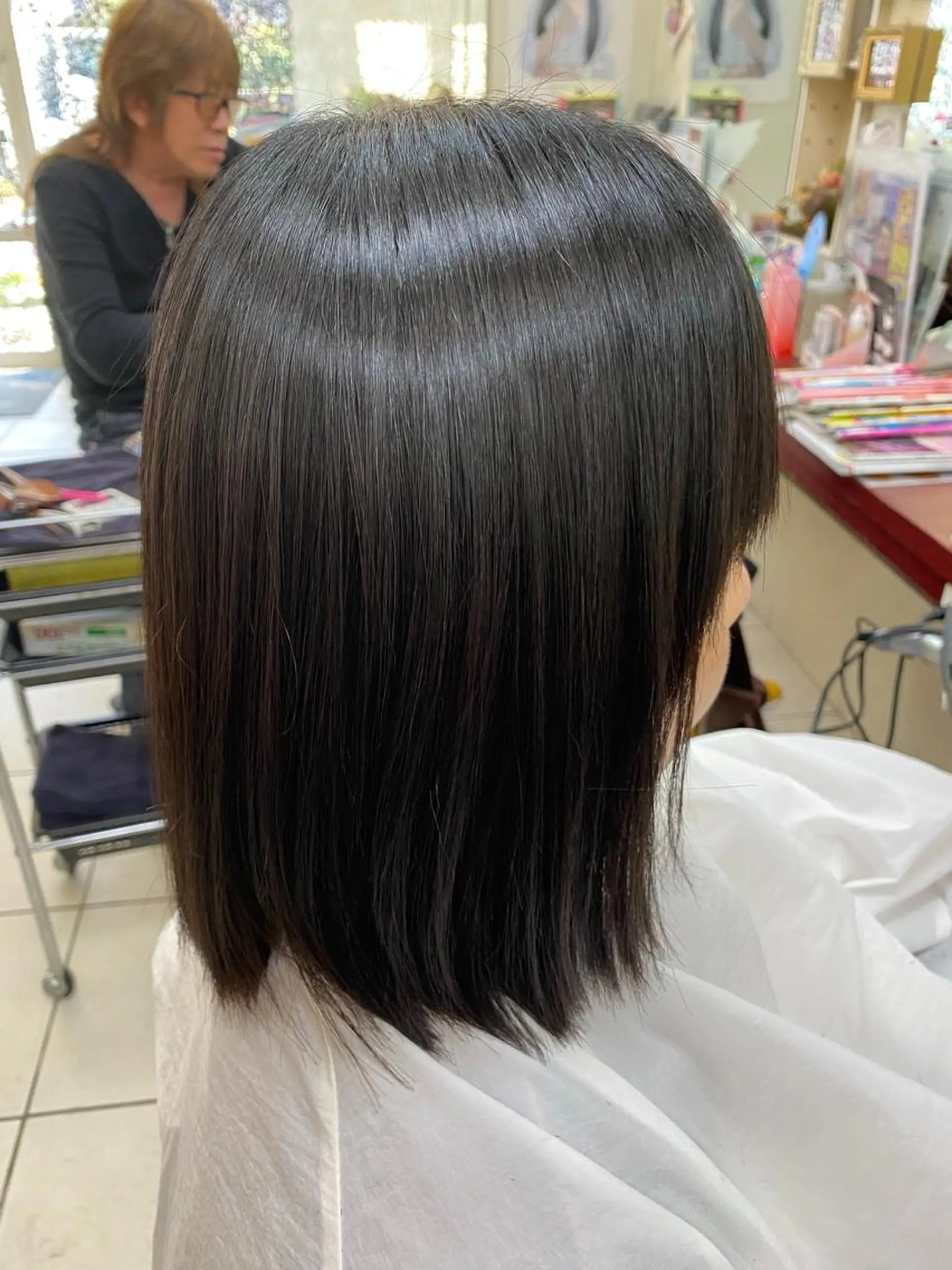 ミディアム カット 縮毛矯正 トリートメント 美容室HAAS所属・竹内 英明のヘアスタイル