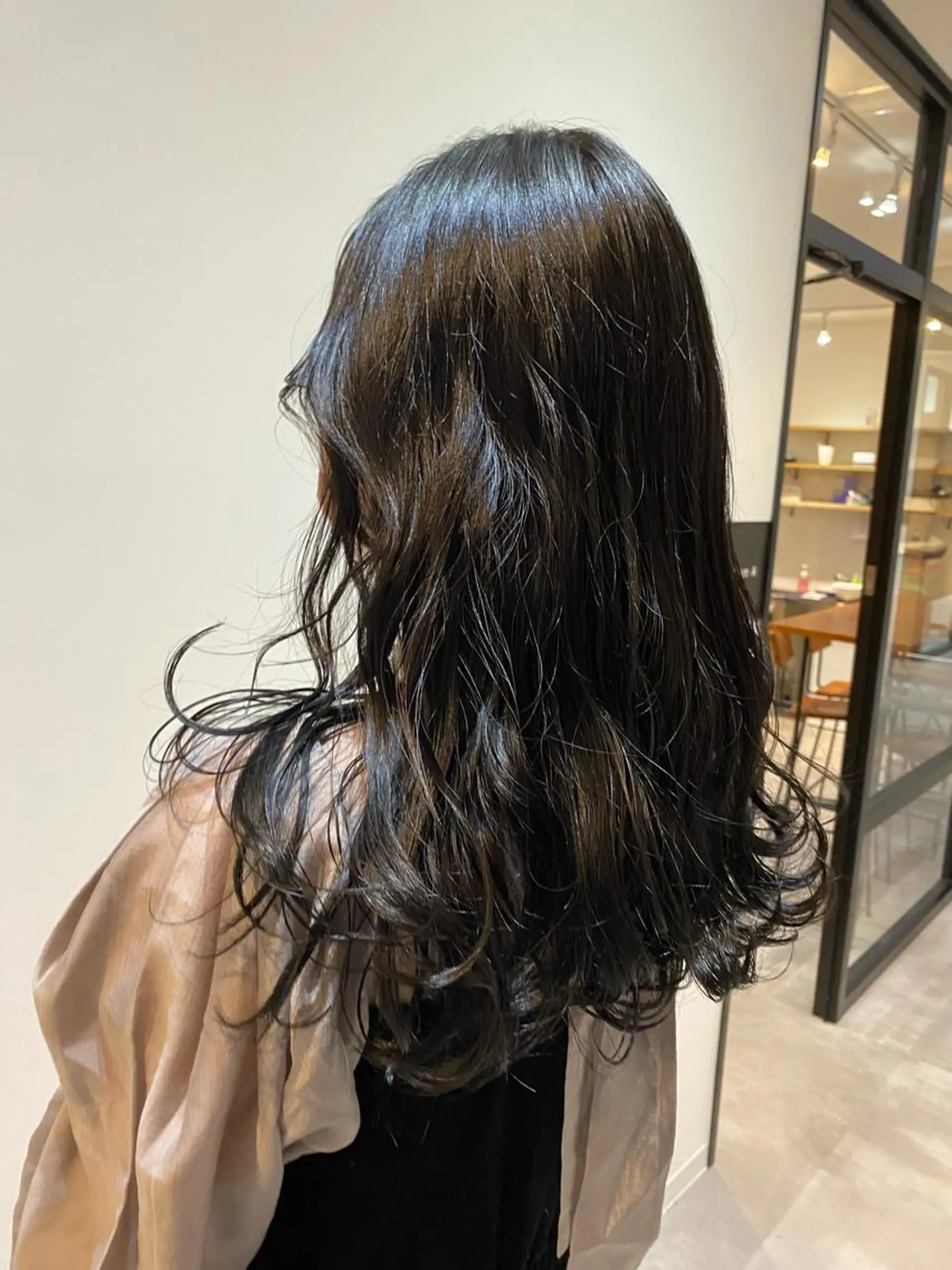 ロング カラー バレイヤージュ ブリーチ ケアブリーチ デザインカラー ダブルカラー 大人かわいい×艶髪 🤍塩川のヘアスタイル
