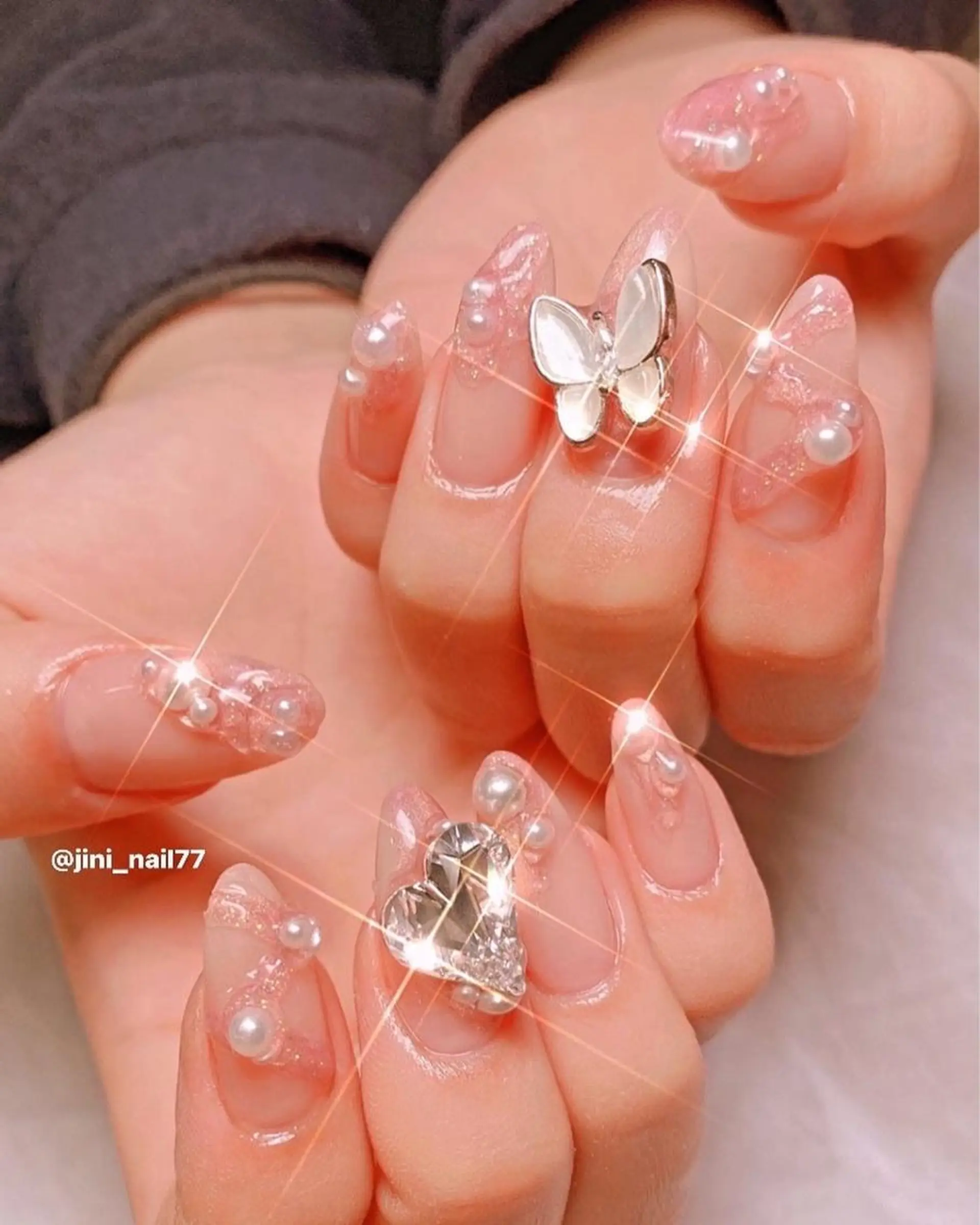 ネイル ハート ハンドネイル JINI NAIL所属・ジニ ネイルのネイルデザイン