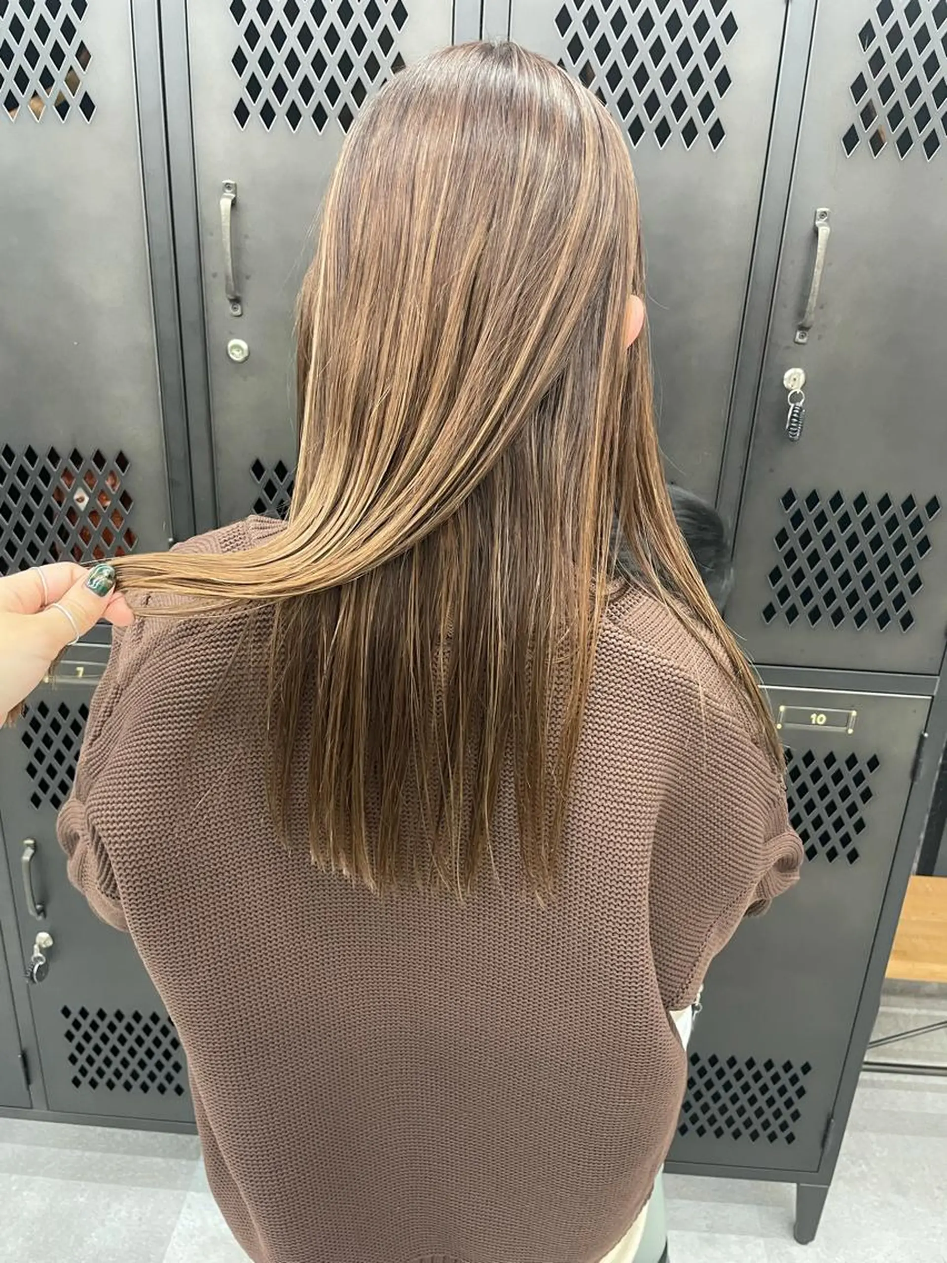 ロング ロング カット SALOWIN所属・MA Iのヘアスタイル