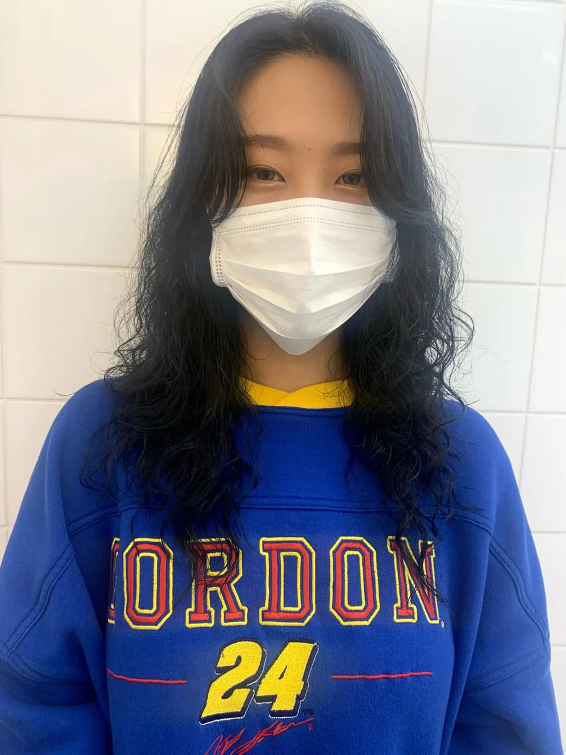 ロング カラー パーマ カット ヘアカラー トリートメント 🧨ブリーチー×ボブ レイヤー💎じゅえるのヘアスタイル