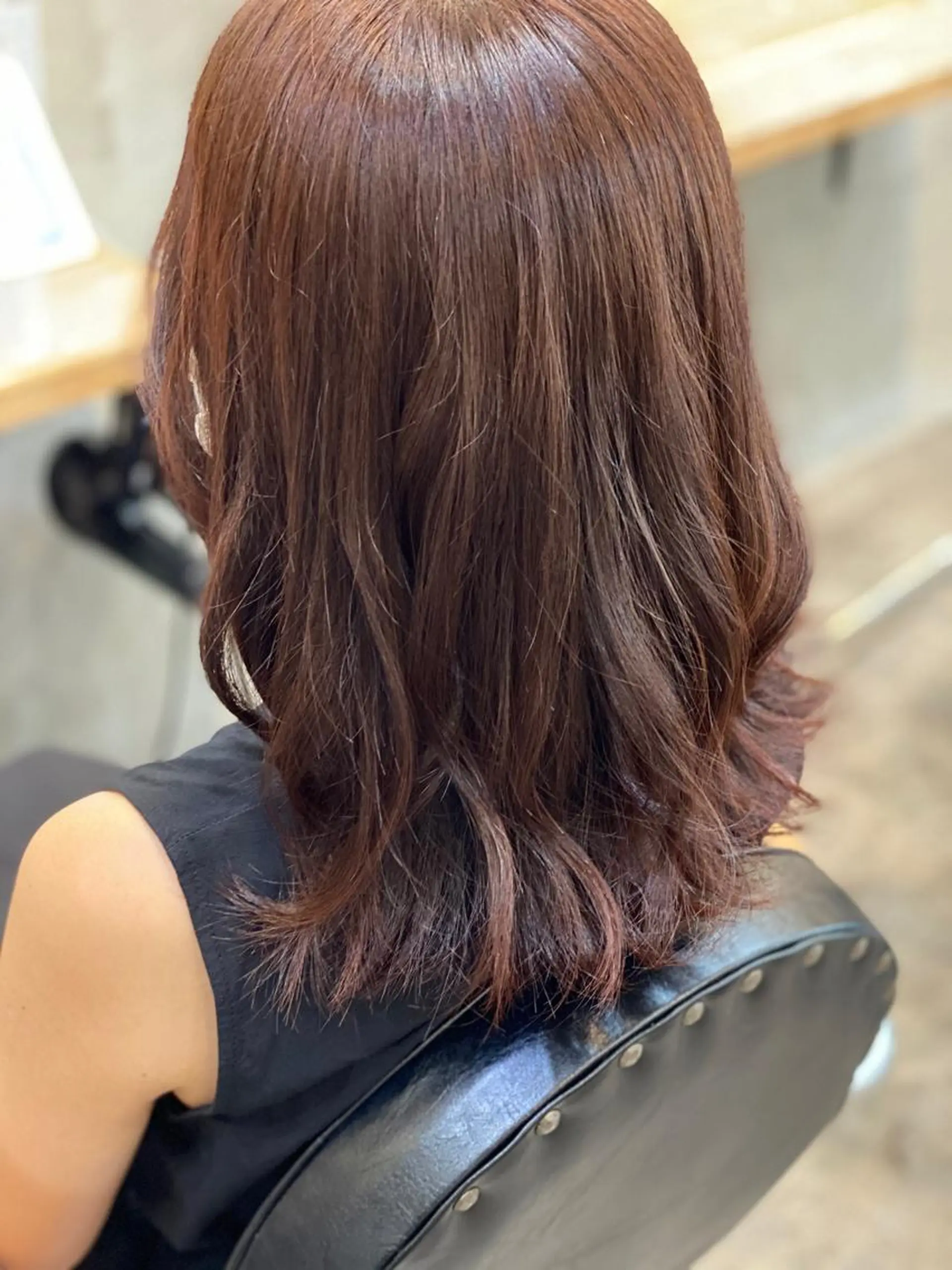 ミディアム ピンクブラウン カット ヘアカラー lafith hair luce所属・小山 奏良のヘアスタイル