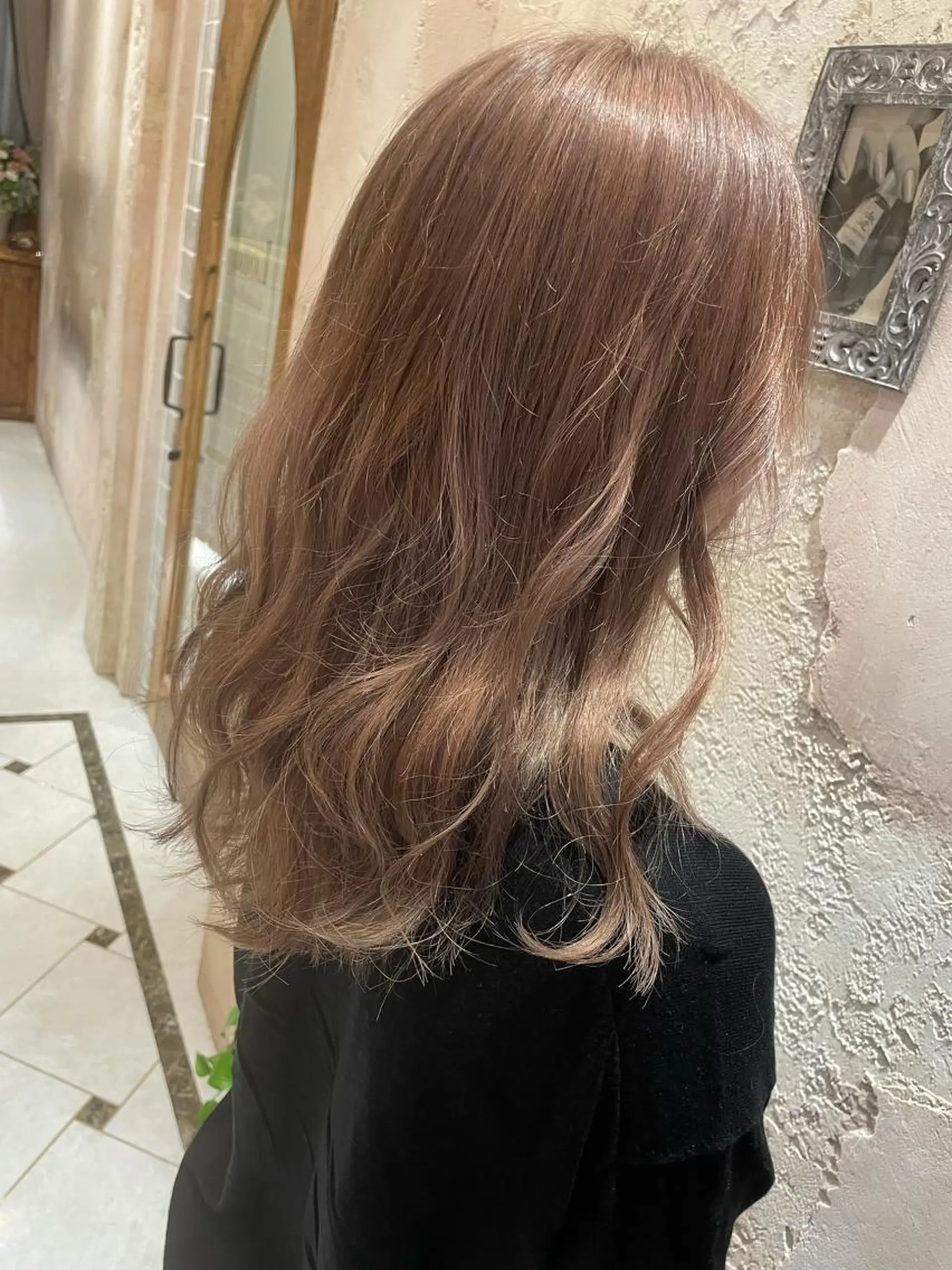 ロング ヘアカラー Kanami/韓国風 /艶カラーのヘアスタイル