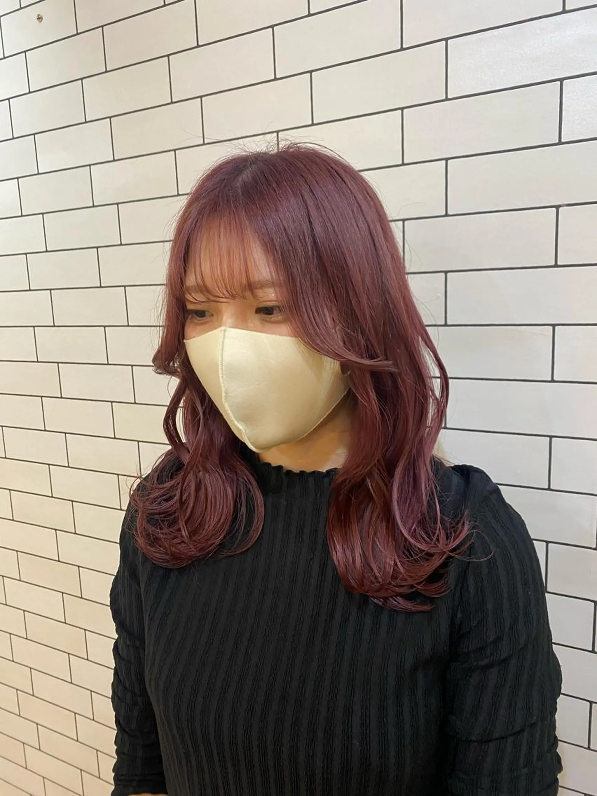 セミロング カラー 韓国風ヘア ヘアカラー オーストヘアージジ所属・TAI透明カラー 柔らかい縮毛矯正のヘアスタイル