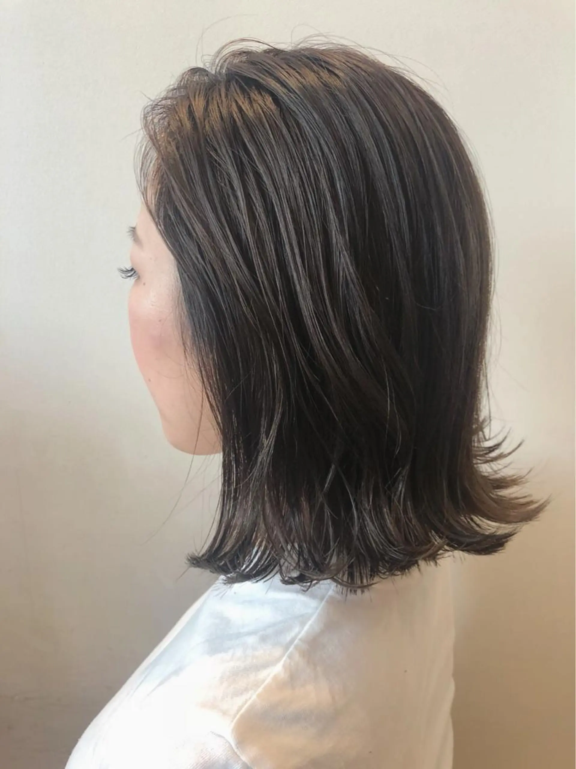 ショート カラー パーマ 切りっぱなしボブ 透明感カラー ボブ カット ヘアカラー トリートメント ニシダヒカリ🌙 髪質改善×似合わせのヘアスタイル