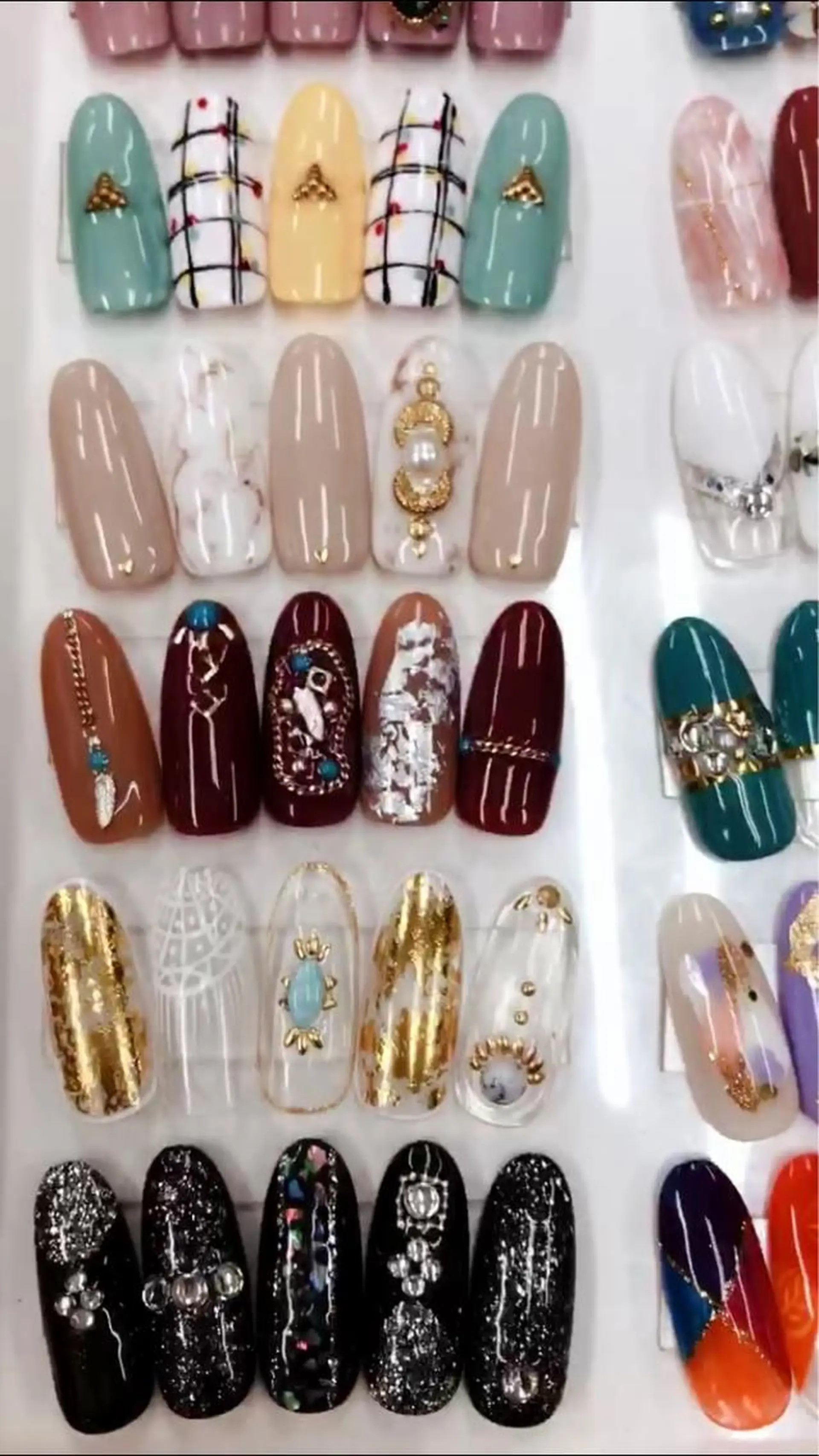 ネイル you美ネイル所属・小林 加奈のネイルデザイン