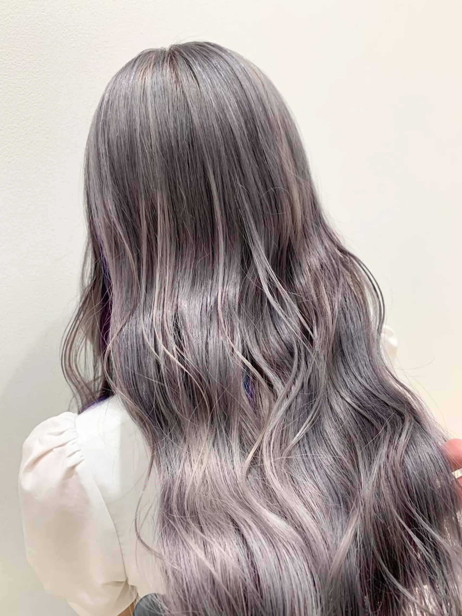 ロング 🍀ケアブリーチ カラー🍀坂井のヘアスタイル