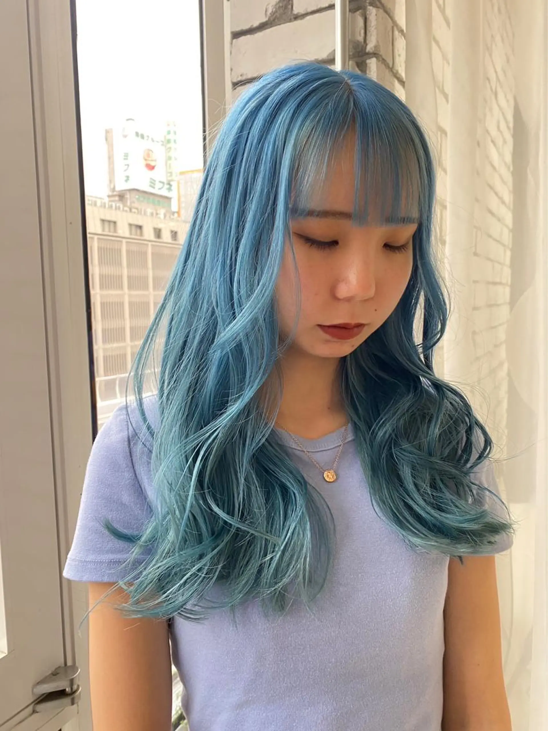 ロング カラー 艶ハイトーン👑♡ NATSUKIのヘアスタイル