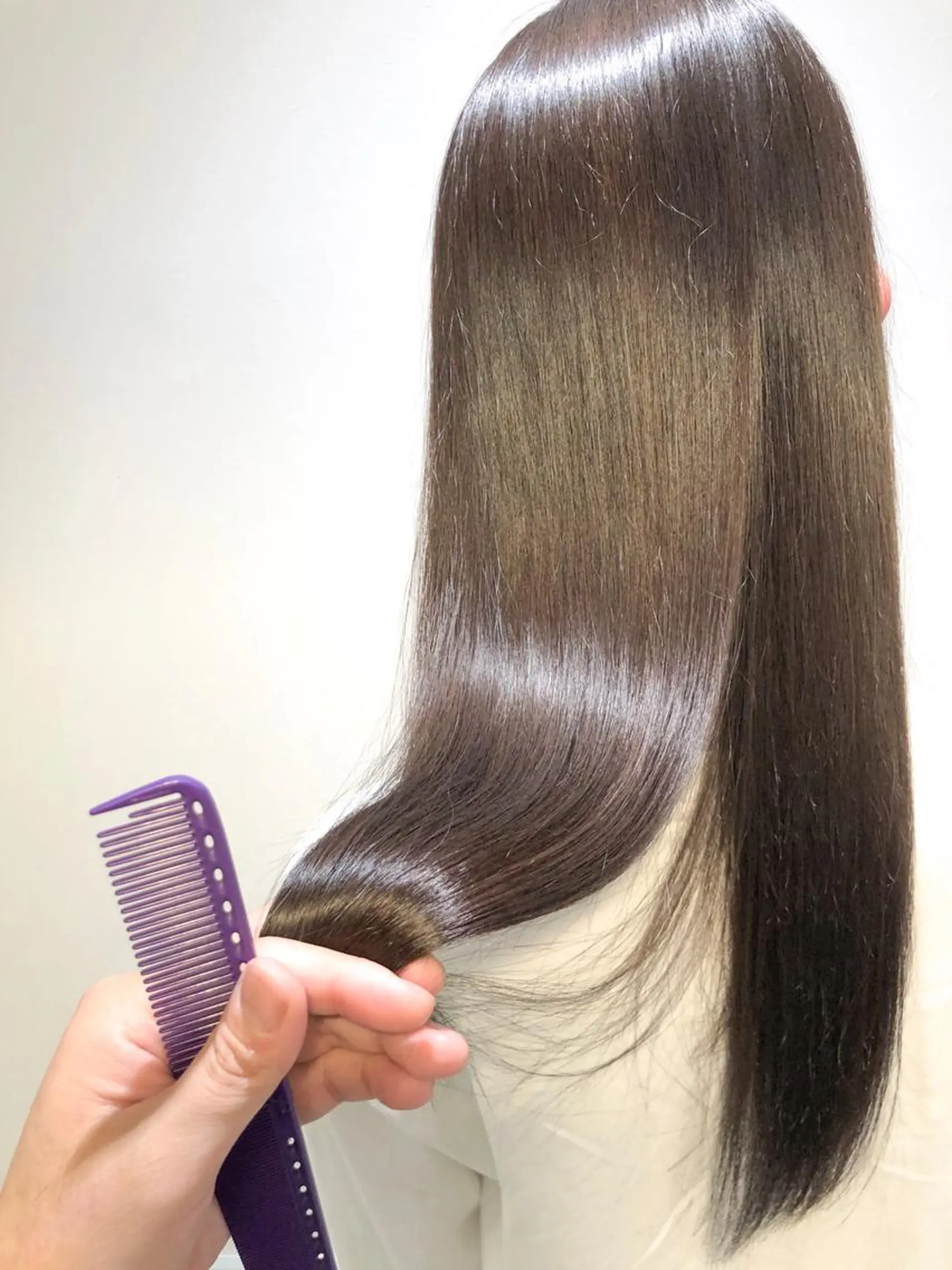 セミロング カラー トリートメント 髪質改善 suzukiのヘアスタイル