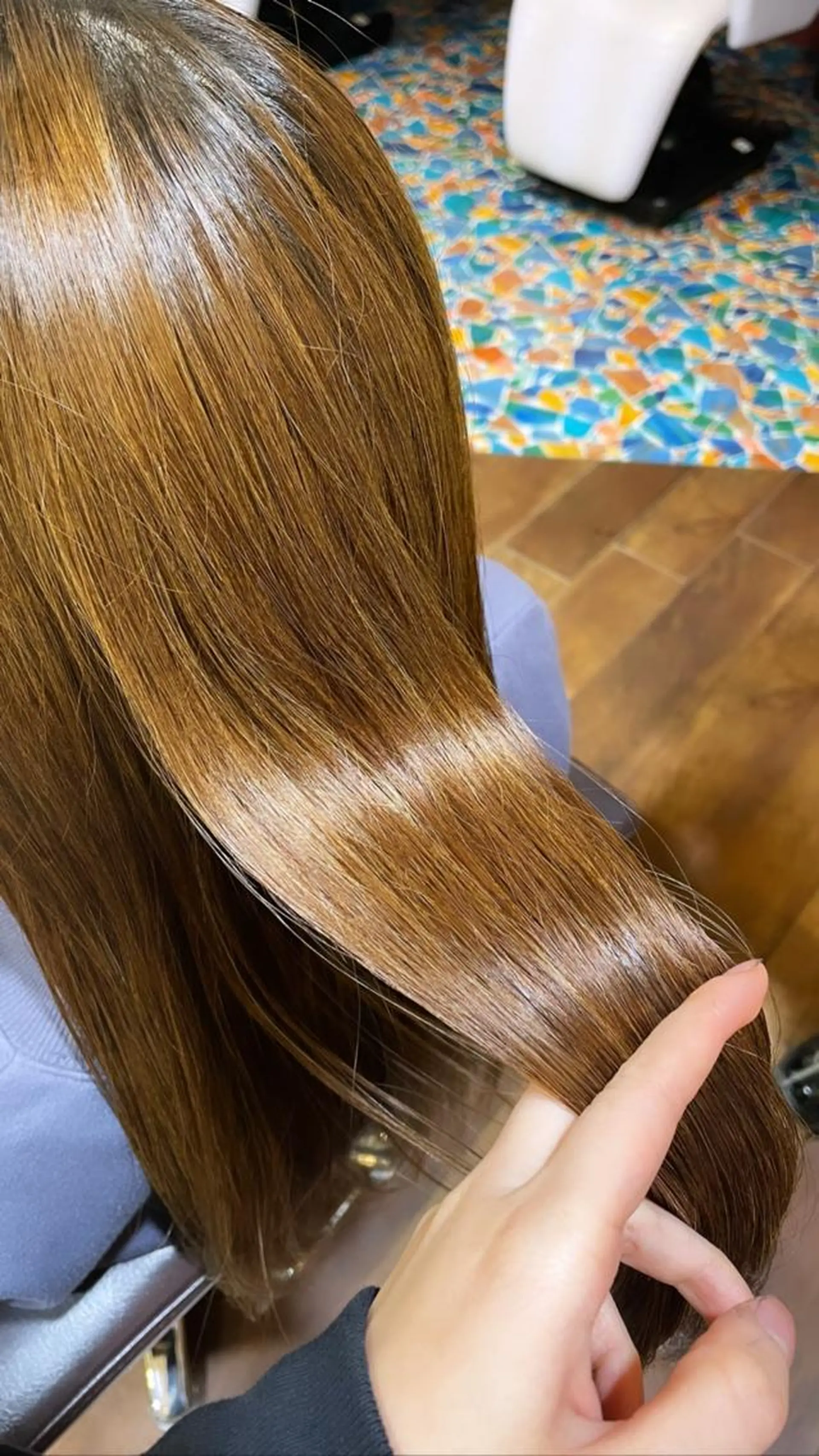 カラー 嶋岡 乃愛のヘアスタイル