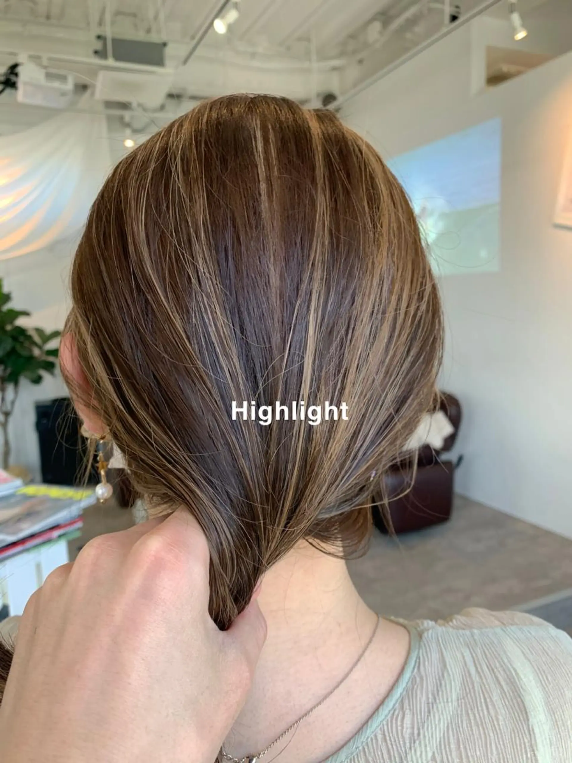 カラー ハイライトカラー ヘアカラー トリートメント loka所属・山本 晶大のヘアスタイル