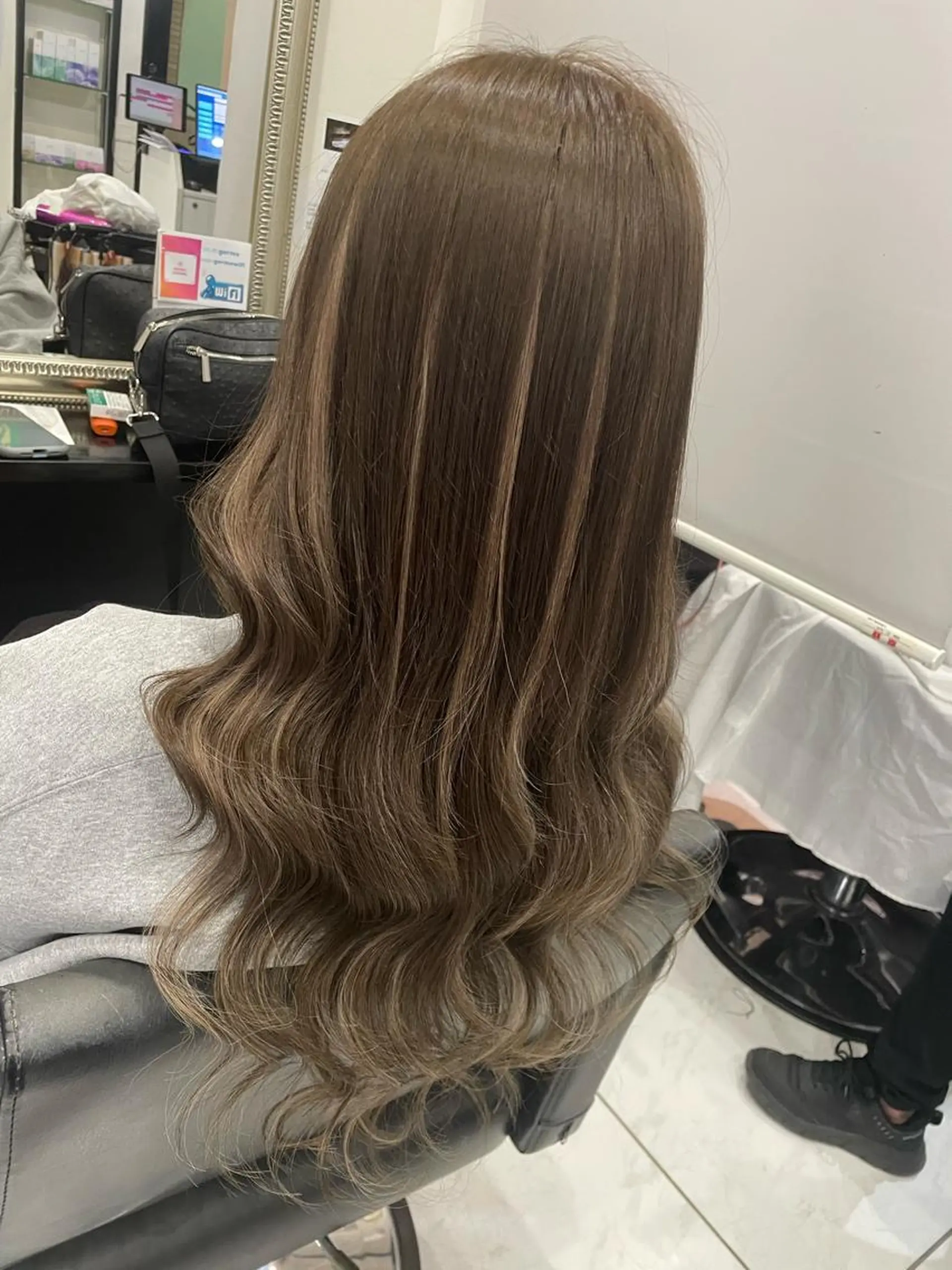 ロング エクステ ハイライト ヘアカラー トリートメント エクステ \RINA🐾/ ジェルムのヘアスタイル