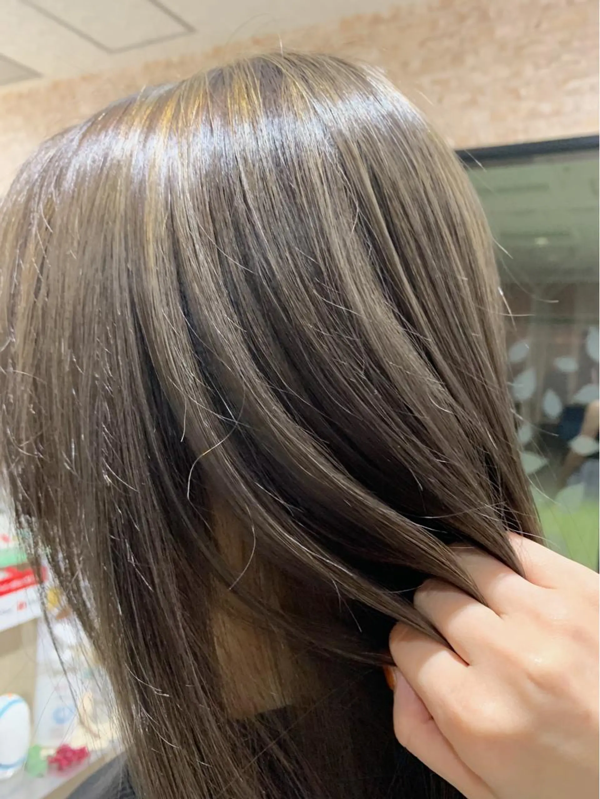 ロング カラー 近藤千翔🩵 髪質改善Periodのエステ・リラクイメージ