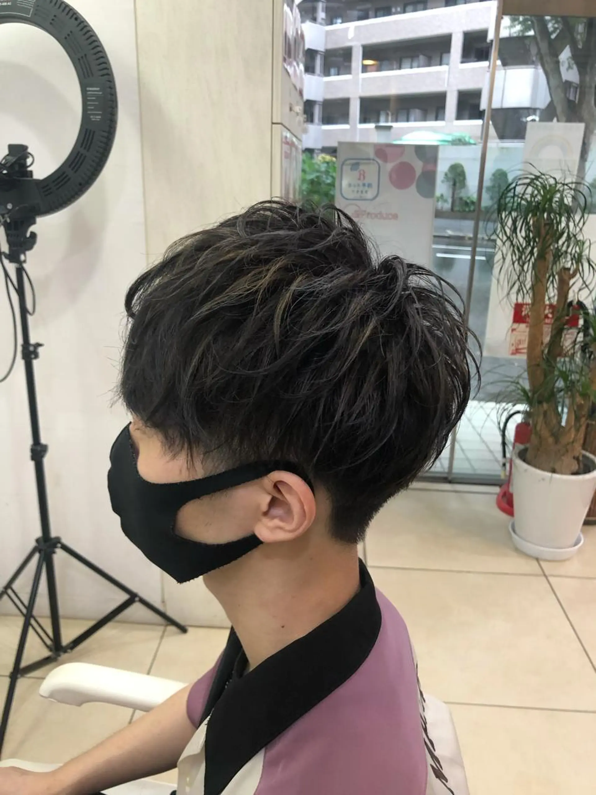 ショート カラー メンズ メンズハイライト マッシュ ハイライトカラー ハイライト カット ヘアカラー 髪質改善× ハイライト溝江のヘアスタイル