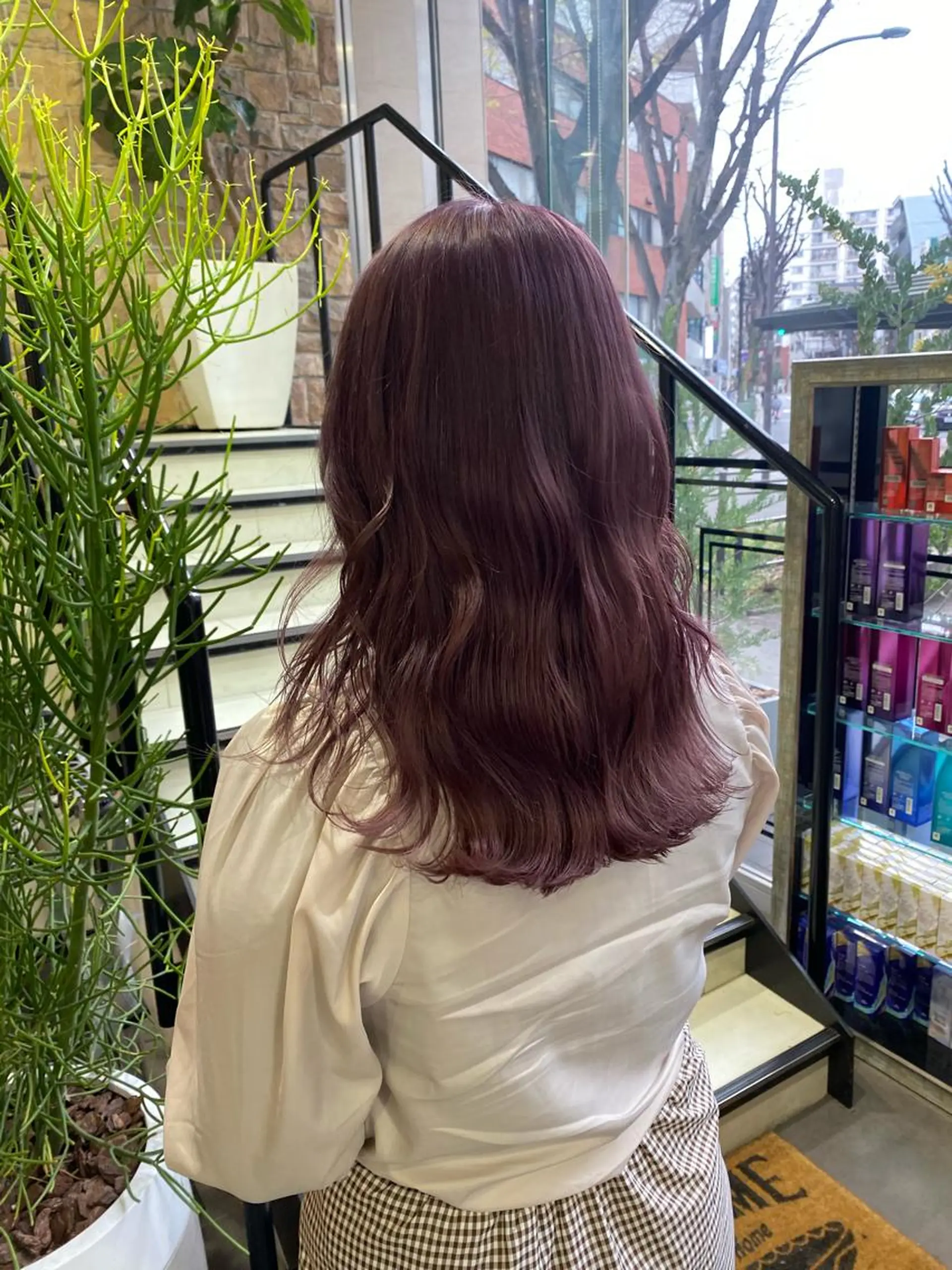 セミロング 暖色ｶﾗｰ/ﾚｲﾔｰ ｶｯﾄ/Yunaのヘアスタイル