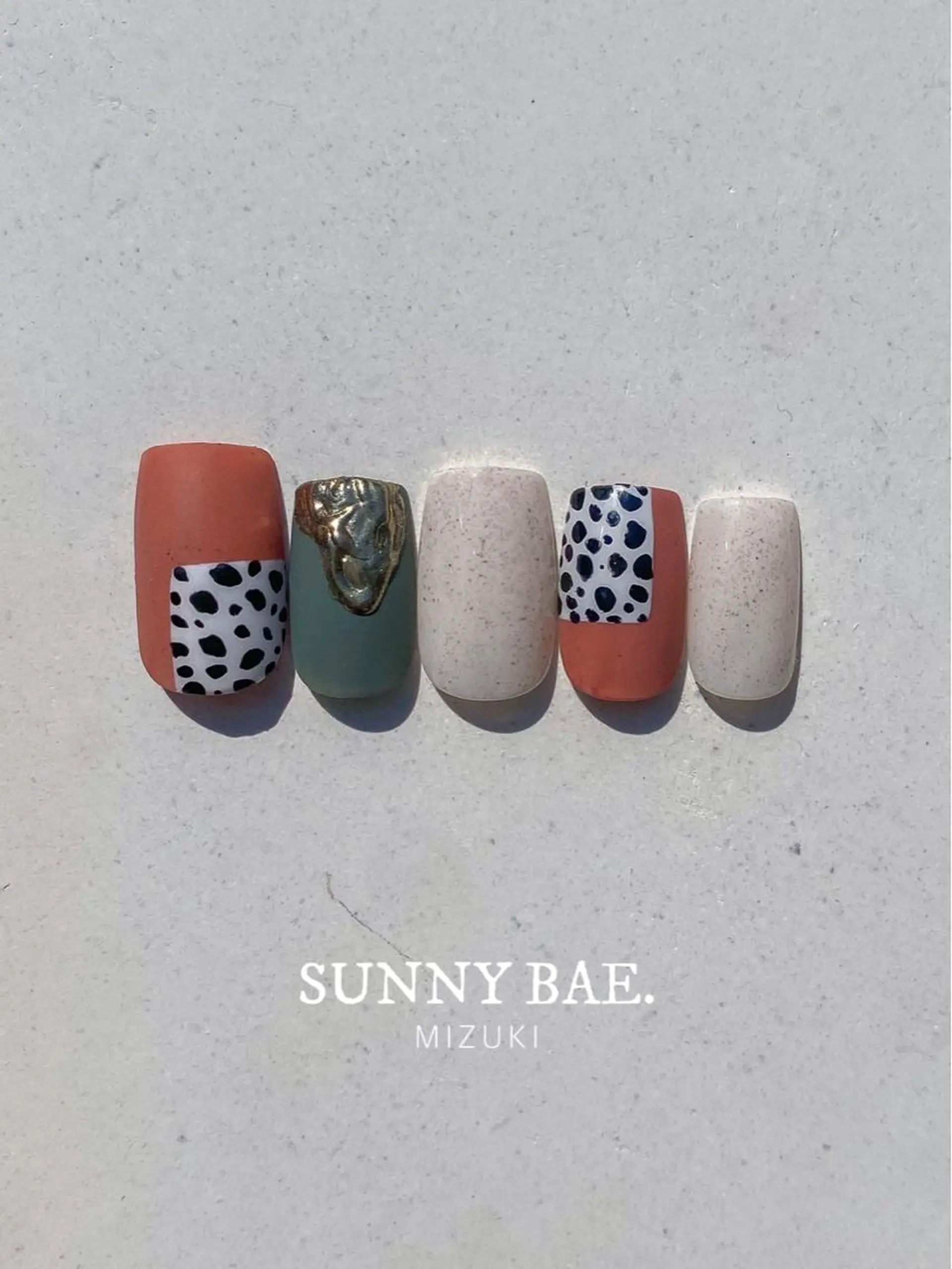 ネイル SUNNY BAE. 🌼MIZUKIのネイルデザイン