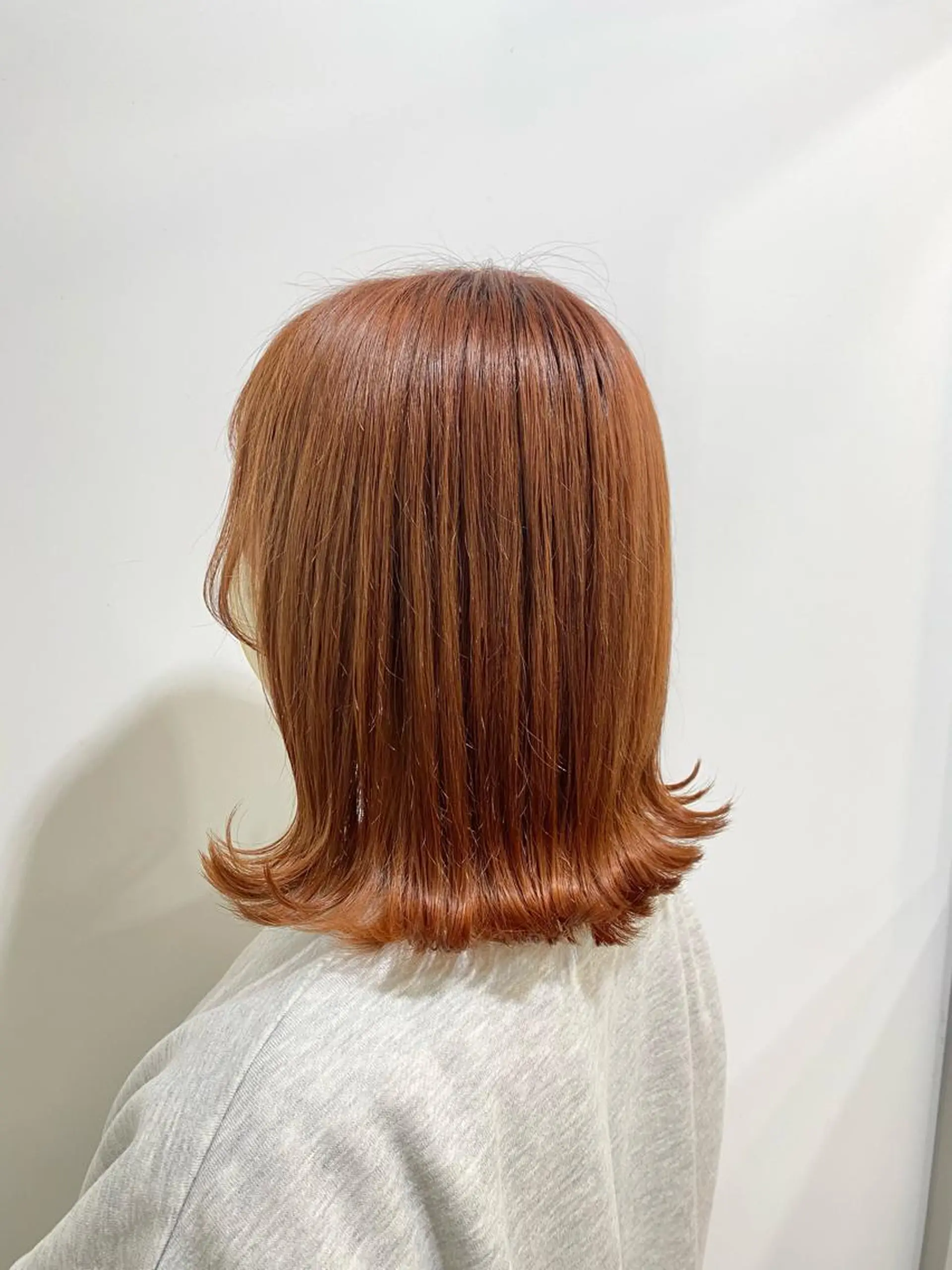 ミディアム カラー ベージュカラー ブリーチ オレンジ オレンジベージュ ヘアカラー たなか もえなのヘアスタイル