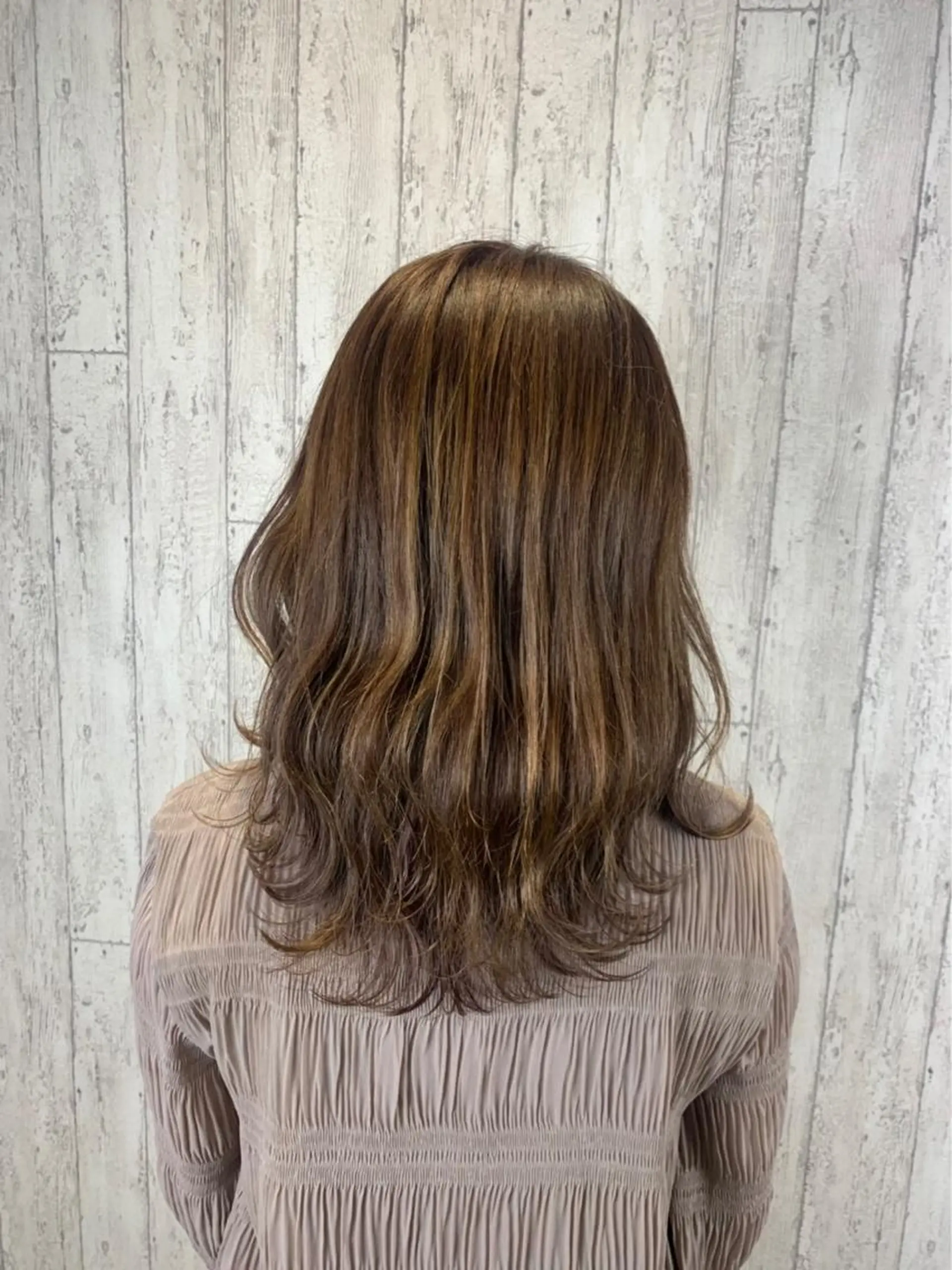 カラー 艶髪/透明感/ 三宅晴香のヘアスタイル