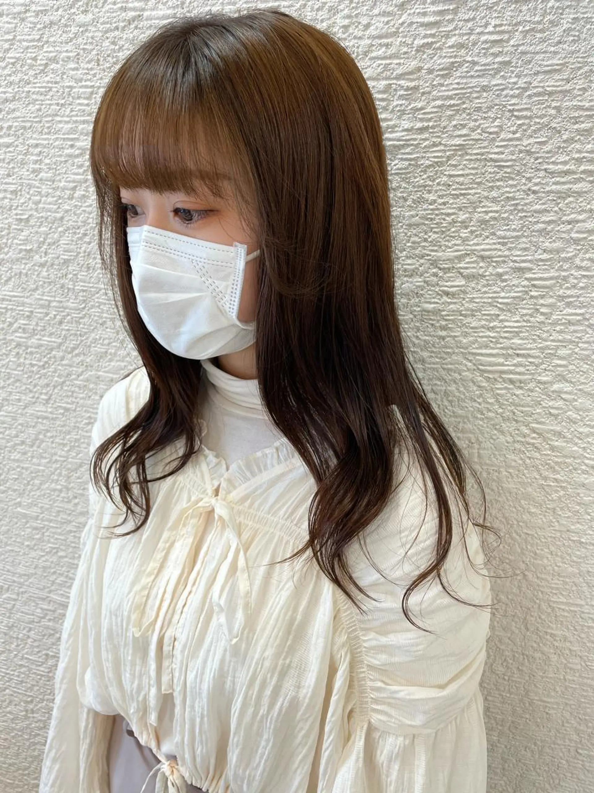 ロング カラー カット ヘアカラー トリートメント 顔まわりカット✄ ベージュカラー🧸のヘアスタイル