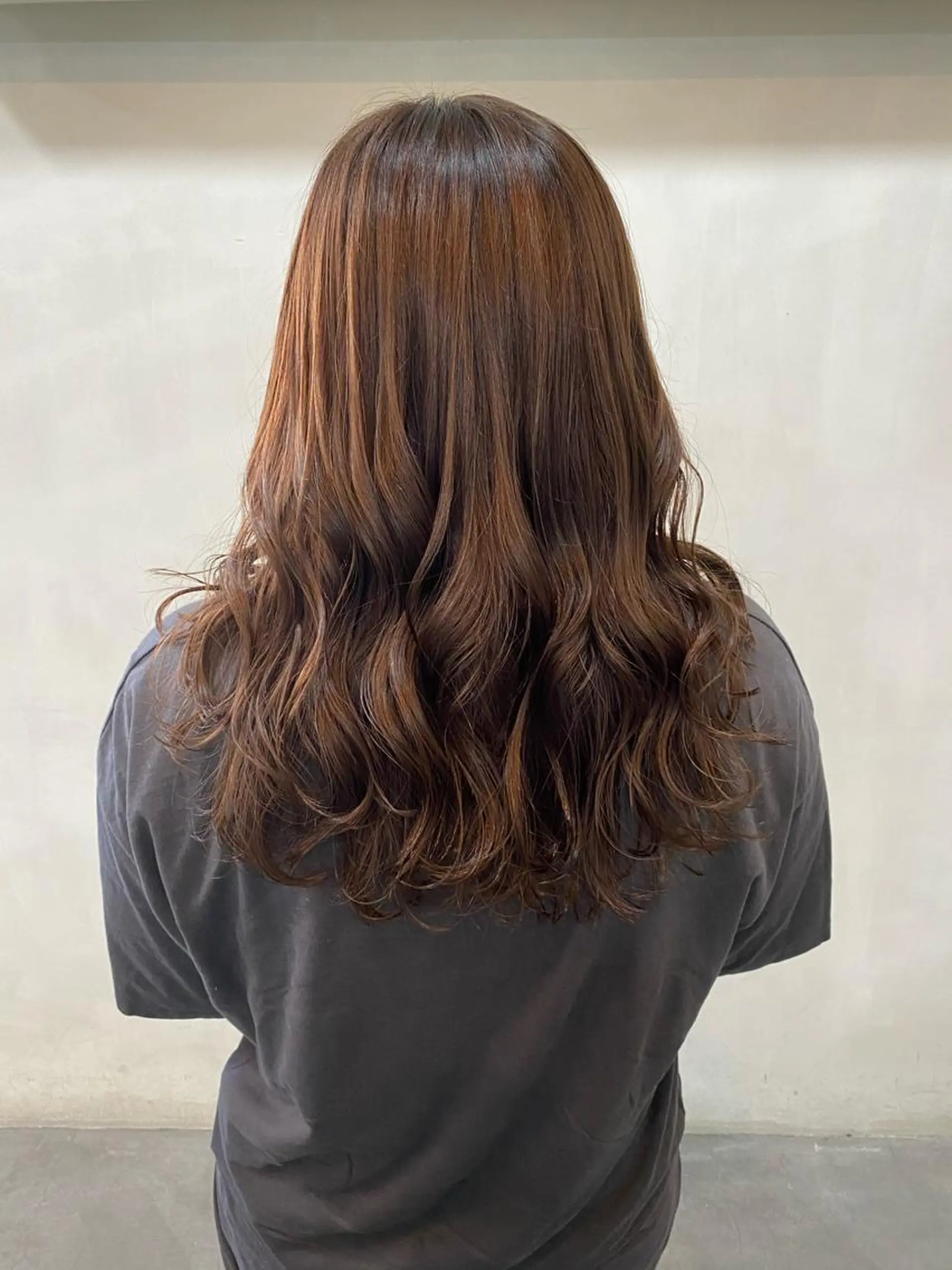 パーマ CLOVER新田辺所属・石賀 早紀のヘアスタイル