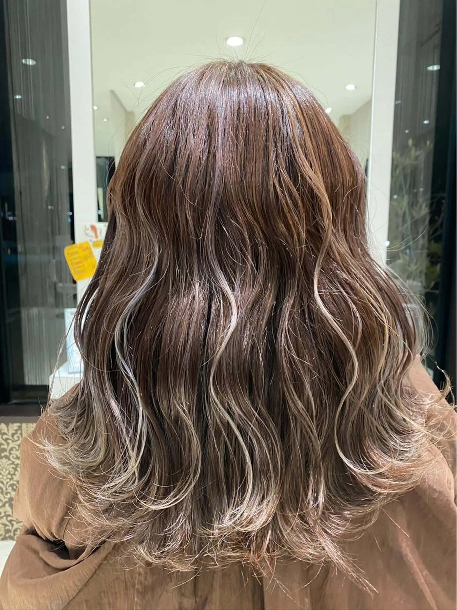 ロング 中谷 明日香のヘアスタイル