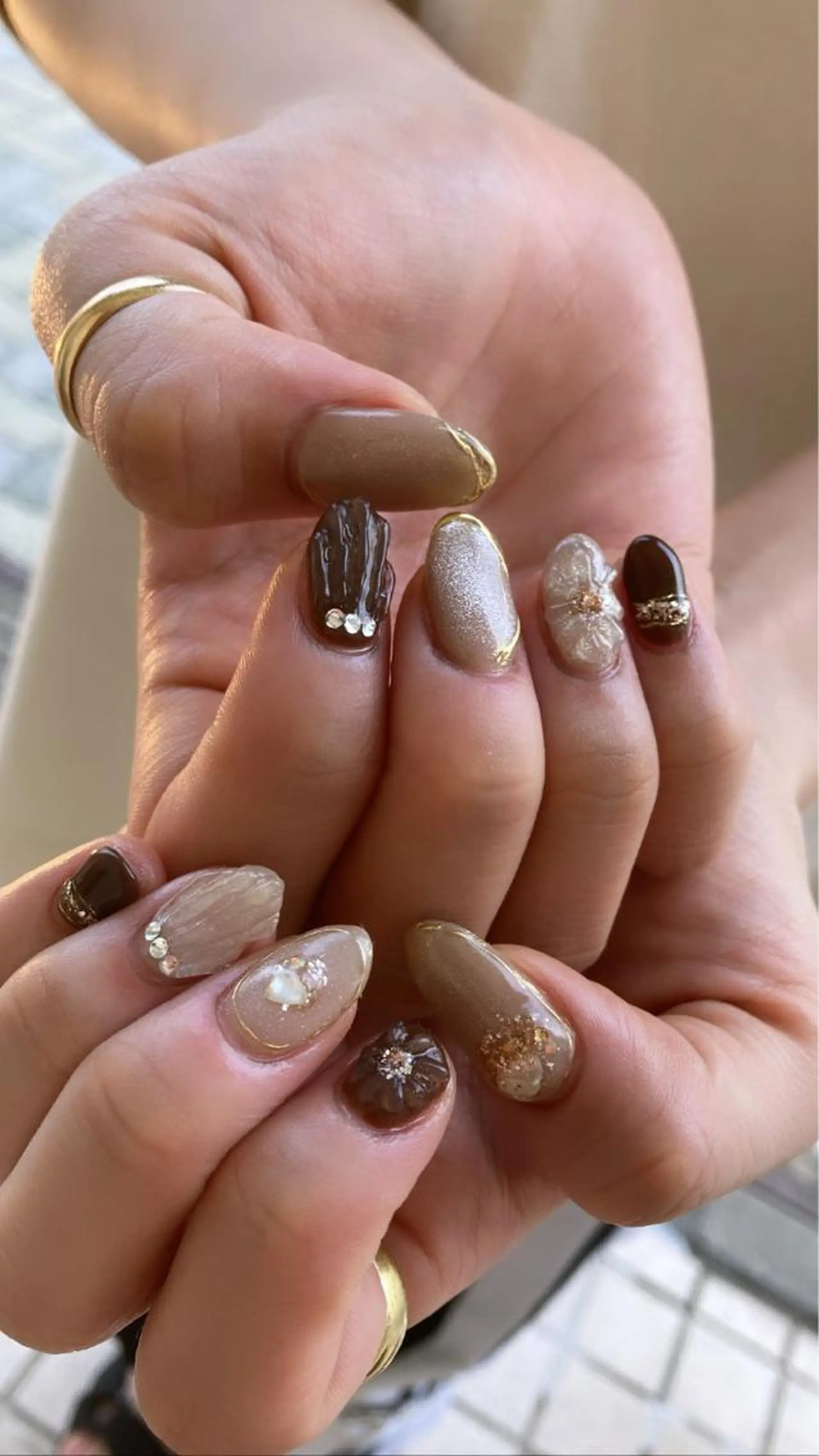 ネイル nailsalon　hue所属・小山 羽奈のネイルデザイン