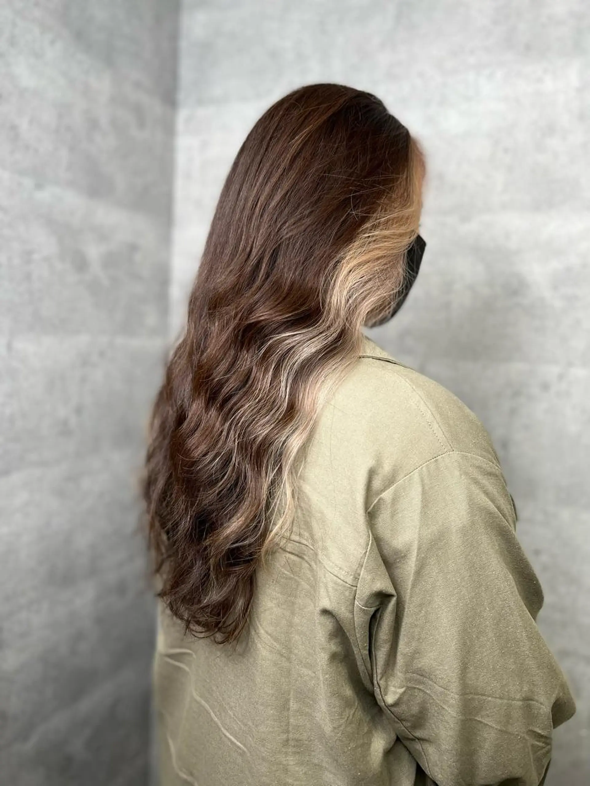 ロング カラー カット ヘアカラー トリートメント 🌿海山龍馬🌿前髪 /顔まわり/レイヤーのヘアスタイル