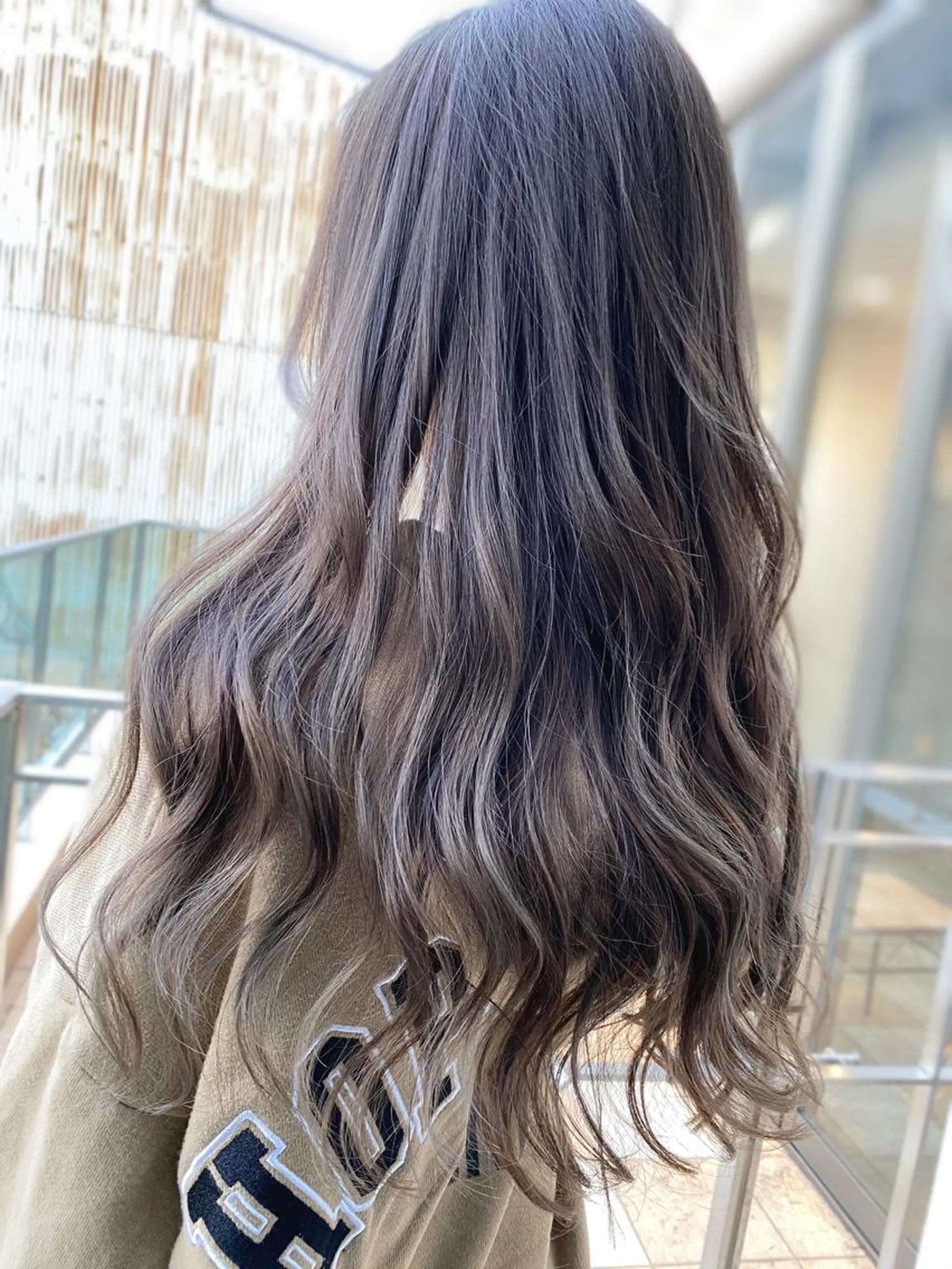 ロング カラー 髪質改善/ ブリーチ/中尾のヘアスタイル